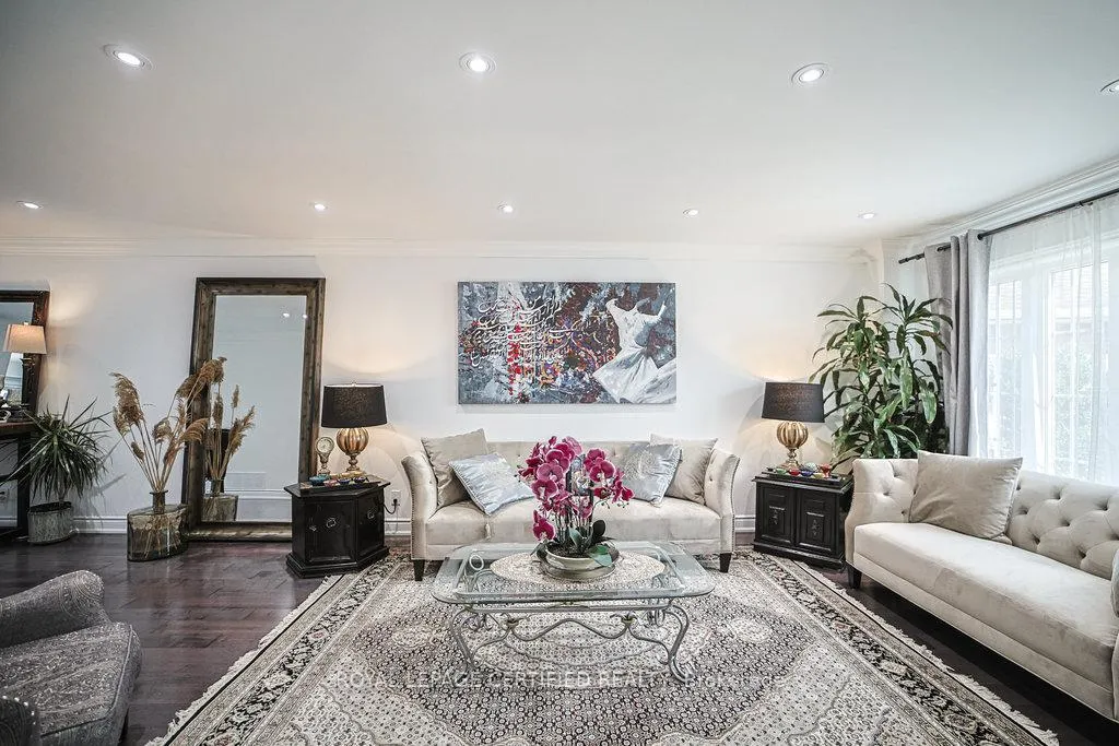 Photo 7 of 1109 Petunia Place, Pickering, Rougemount — HOMEH