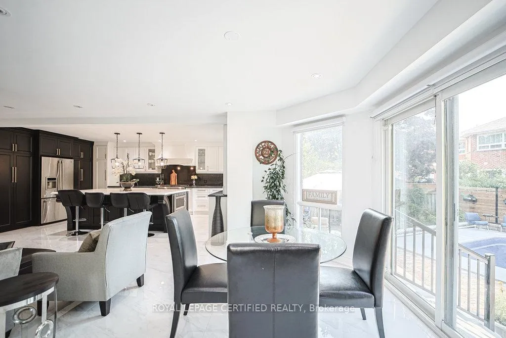 Photo 14 of 1109 Petunia Place, Pickering, Rougemount — HOMEH