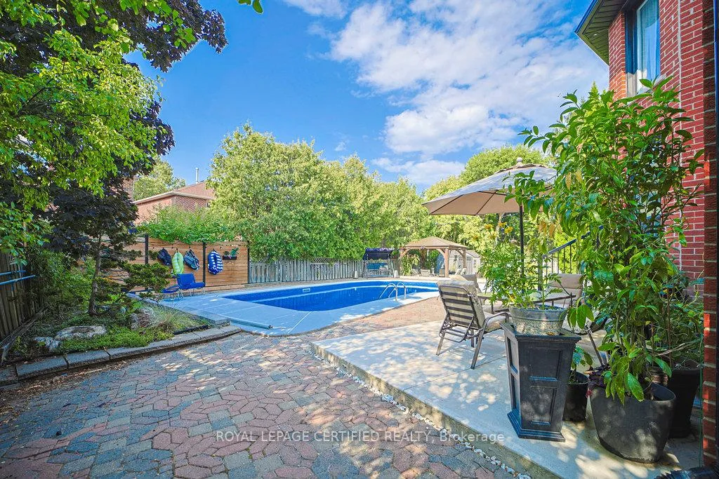 Photo 42 of 1109 Petunia Place, Pickering, Rougemount — HOMEH