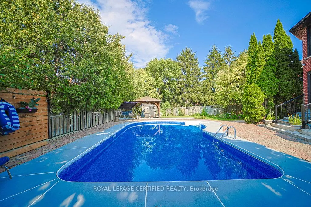 Photo 43 of 1109 Petunia Place, Pickering, Rougemount — HOMEH