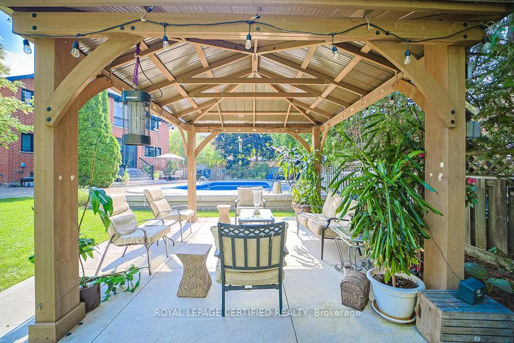 Photo 44 of 1109 Petunia Place, Pickering, Rougemount — HOMEH