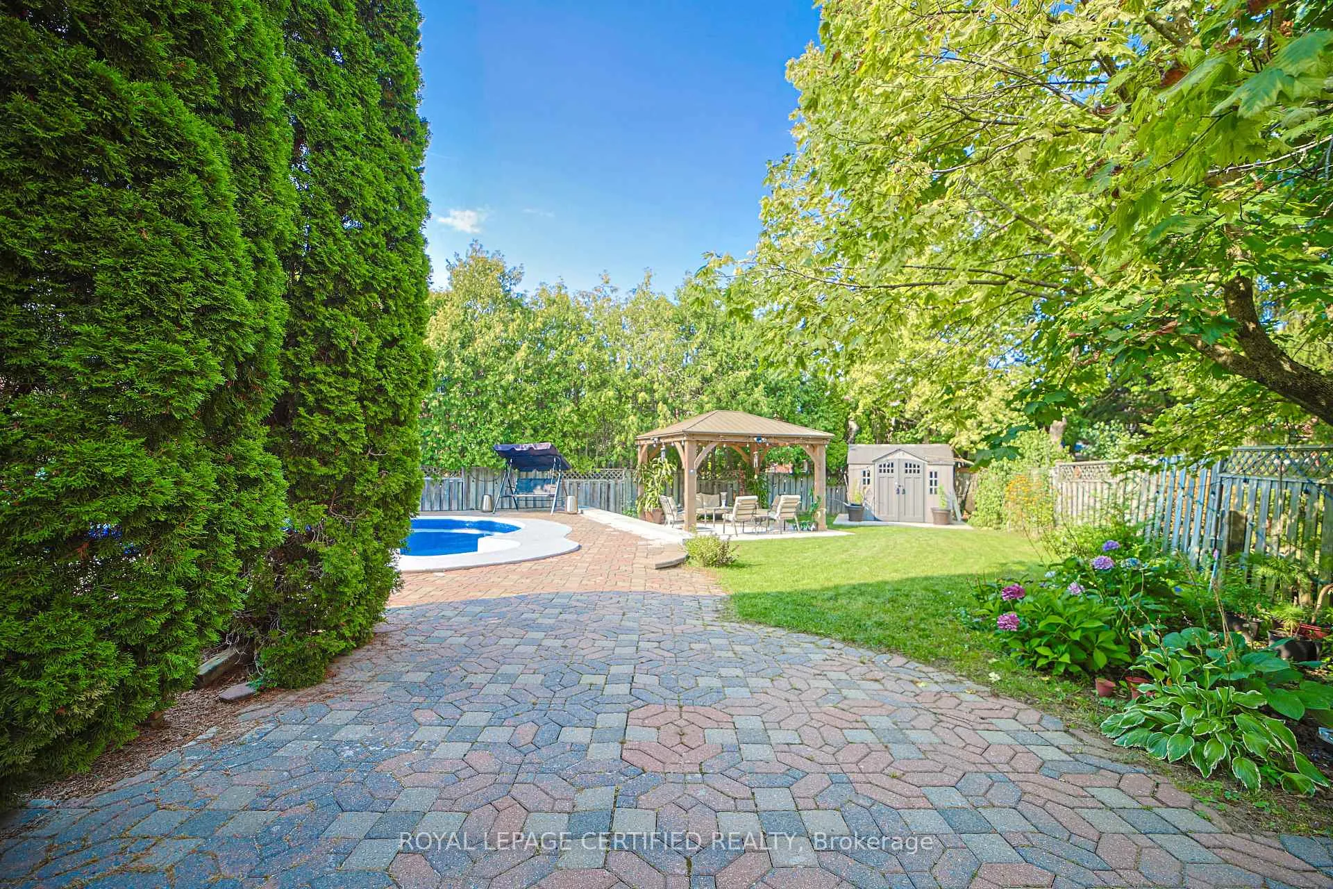 Photo 45 of 1109 Petunia Place, Pickering, Rougemount — HOMEH