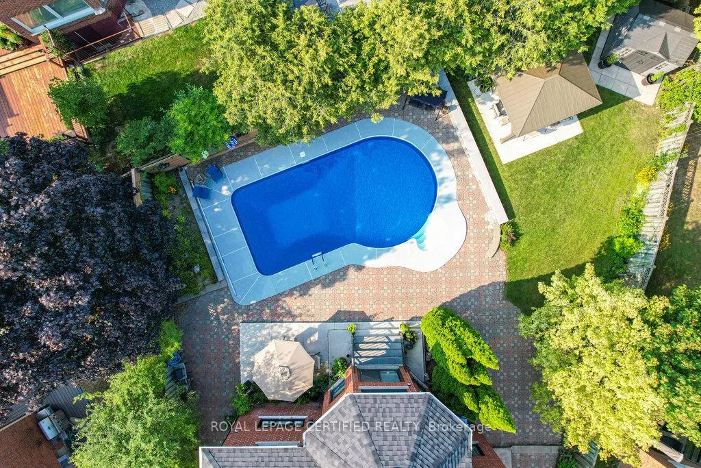 Photo 48 of 1109 Petunia Place, Pickering, Rougemount — HOMEH