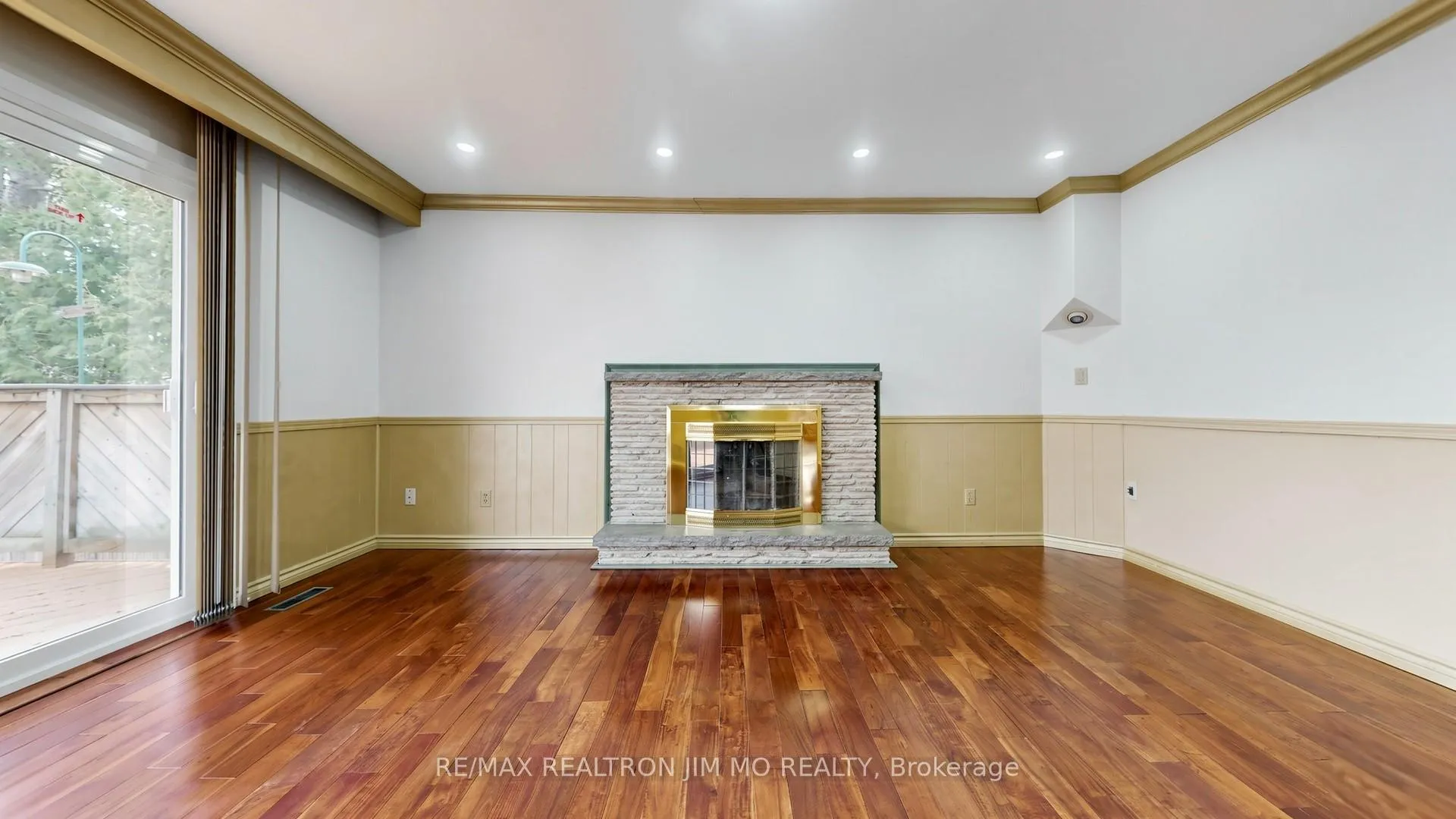 Photo 14 of Unit Main & Upper floor, 29 Liebeck Crescent, Markham, Unionville — HOMEH