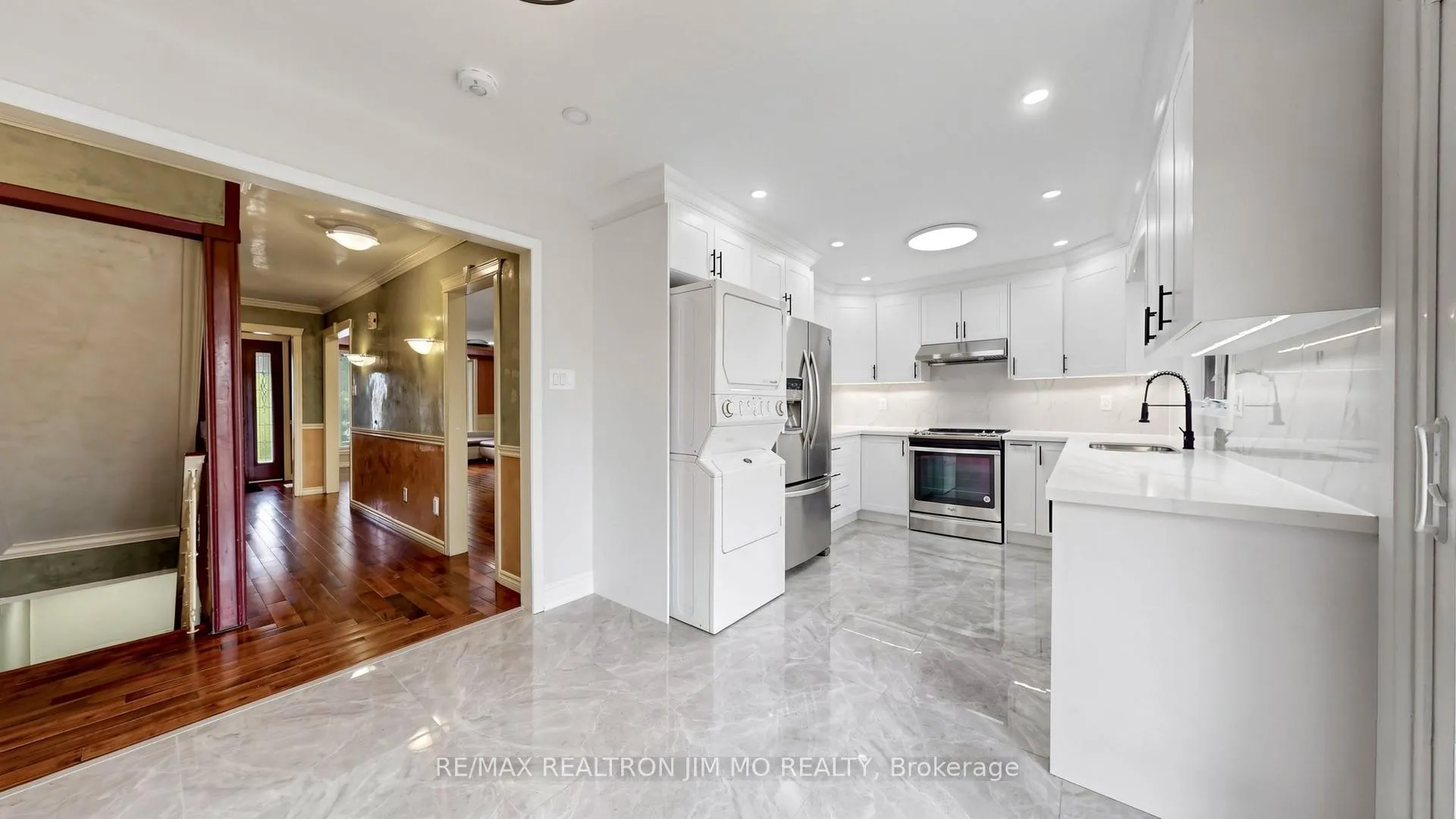 Photo 16 of Unit Main & Upper floor, 29 Liebeck Crescent, Markham, Unionville — HOMEH