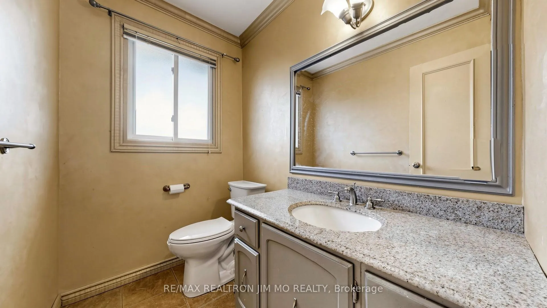 Photo 22 of Unit Main & Upper floor, 29 Liebeck Crescent, Markham, Unionville — HOMEH