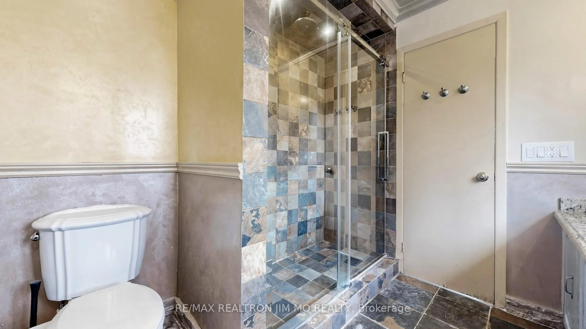 Photo 41 of Unit Main & Upper floor, 29 Liebeck Crescent, Markham, Unionville — HOMEH