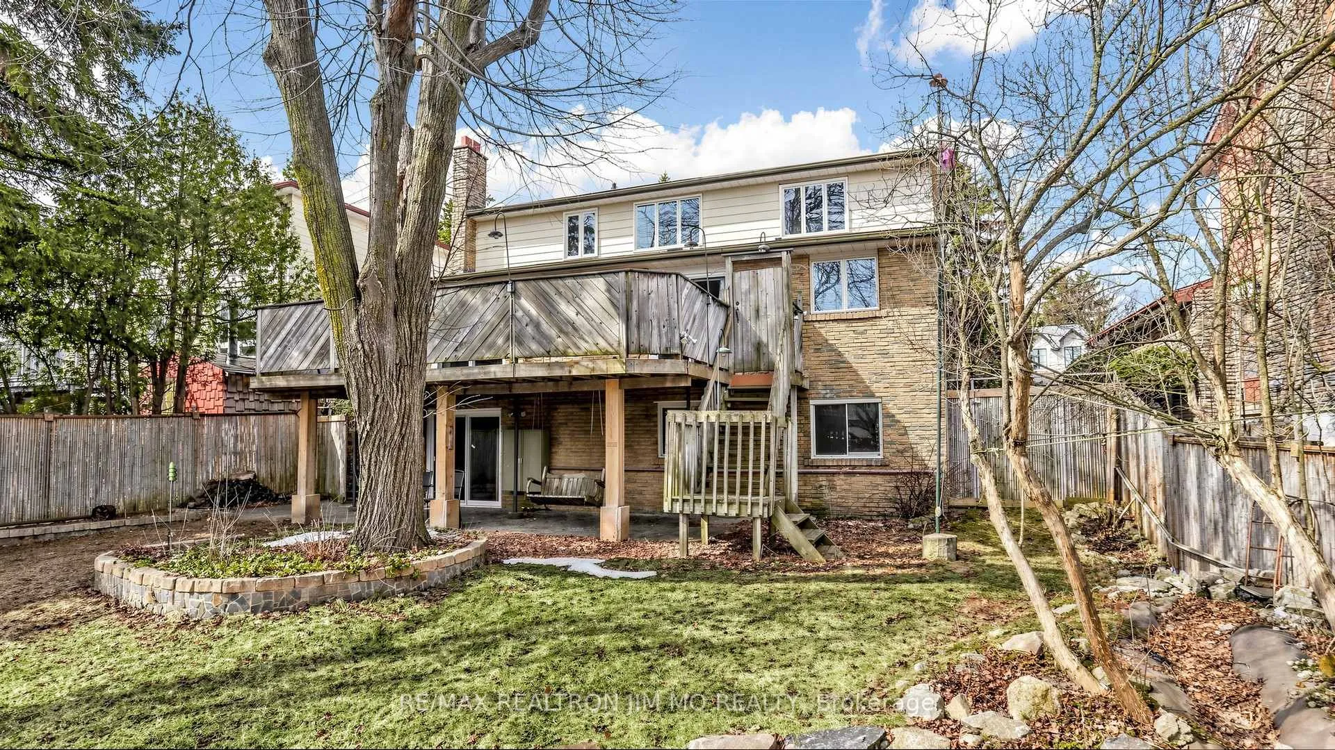Photo 46 of Unit Main & Upper floor, 29 Liebeck Crescent, Markham, Unionville — HOMEH