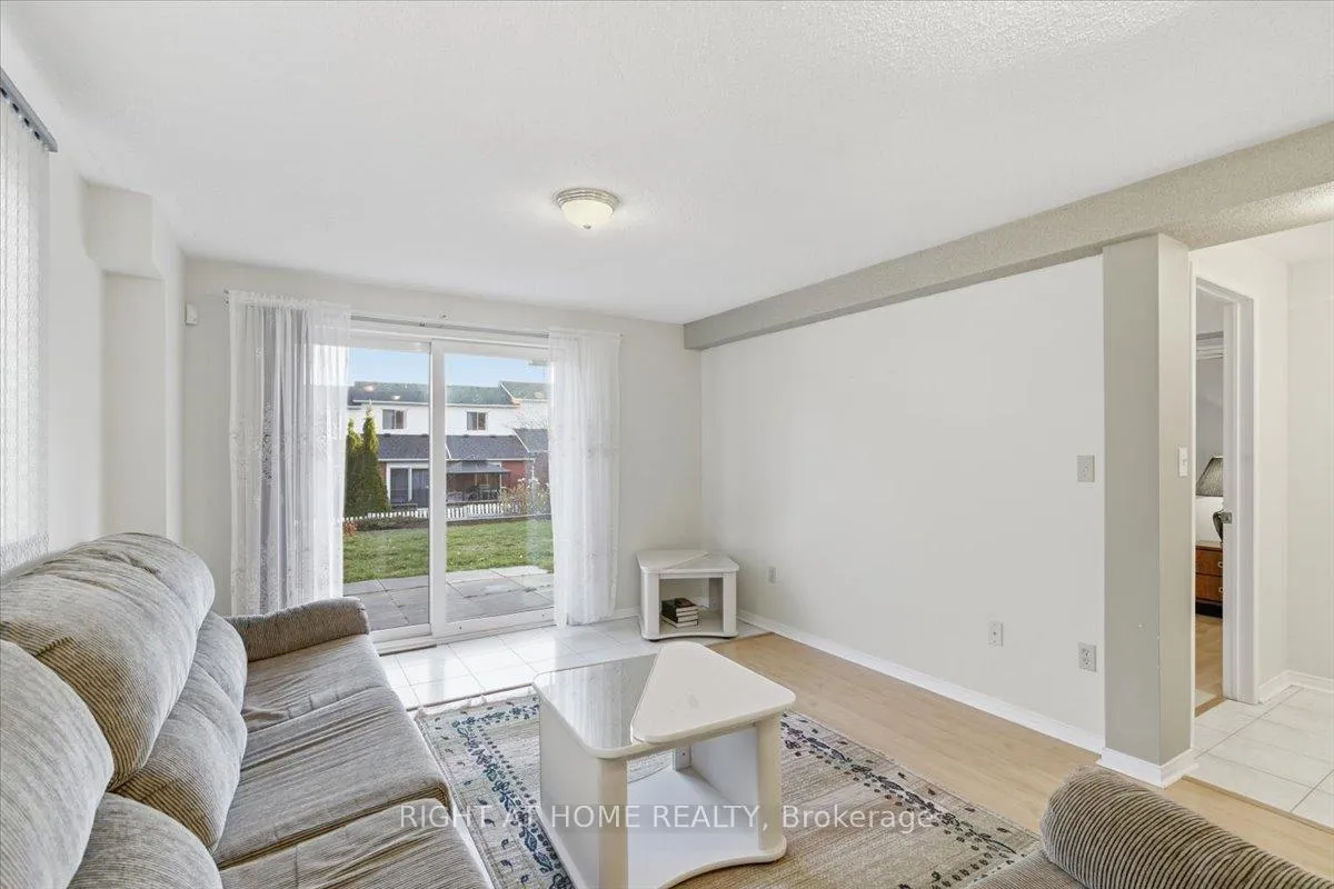 Photo 13 of 1349 Eagle Crescent, Peterborough, Monaghan Ward 2 — HOMEH