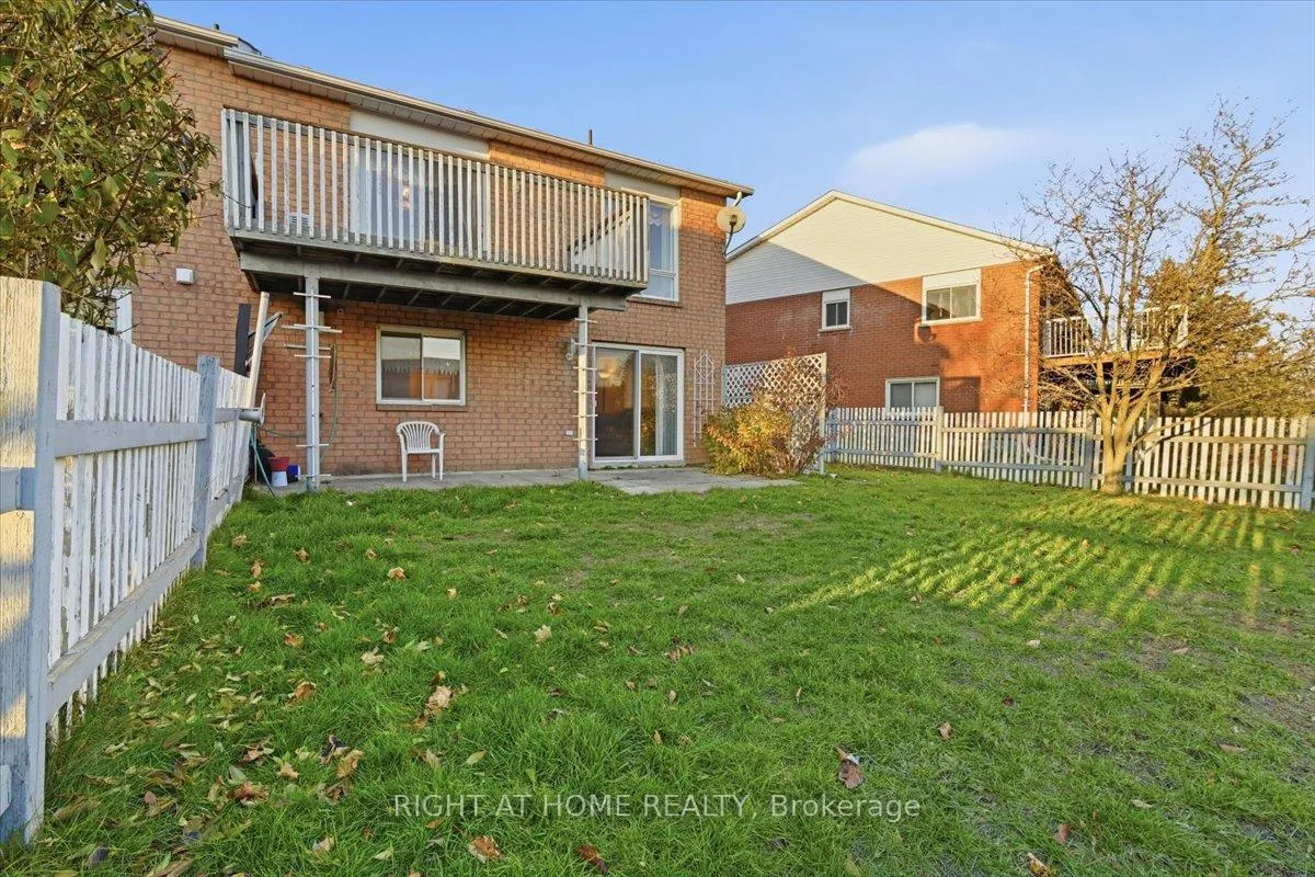 Photo 17 of 1349 Eagle Crescent, Peterborough, Monaghan Ward 2 — HOMEH