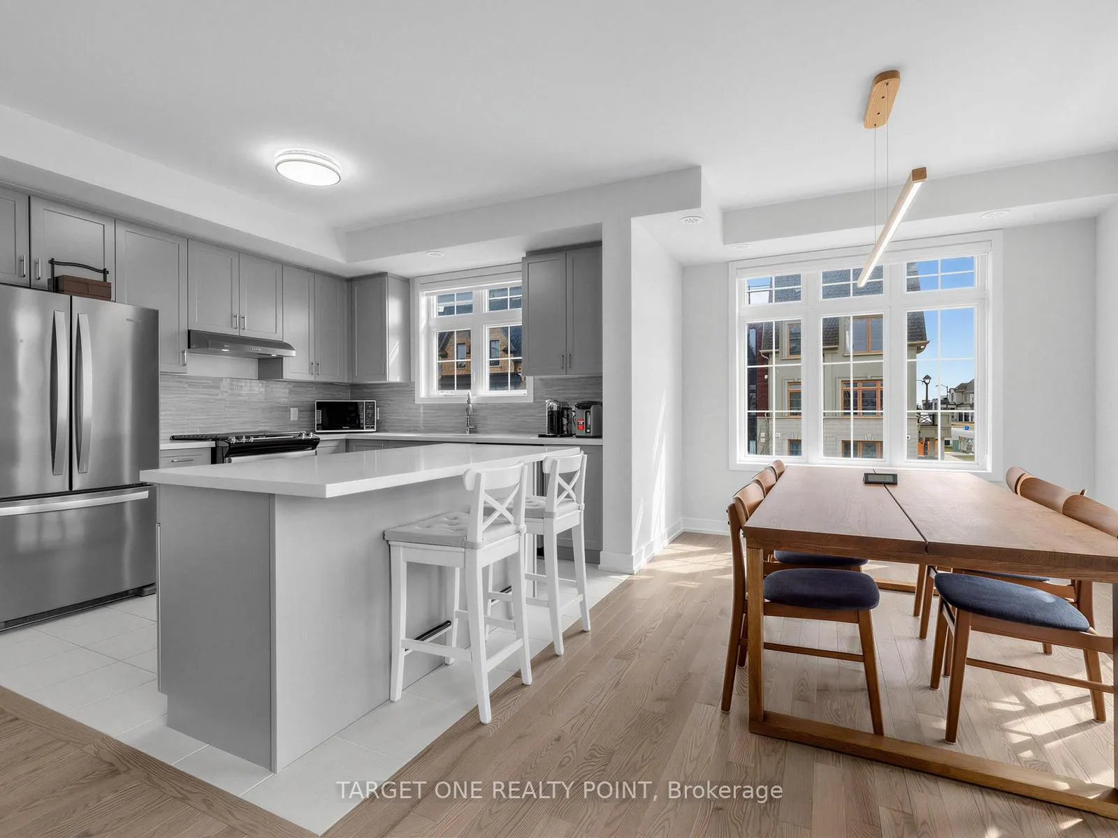 Photo 13 of 2 William Shearn Crescent, Markham, Angus Glen — HOMEH