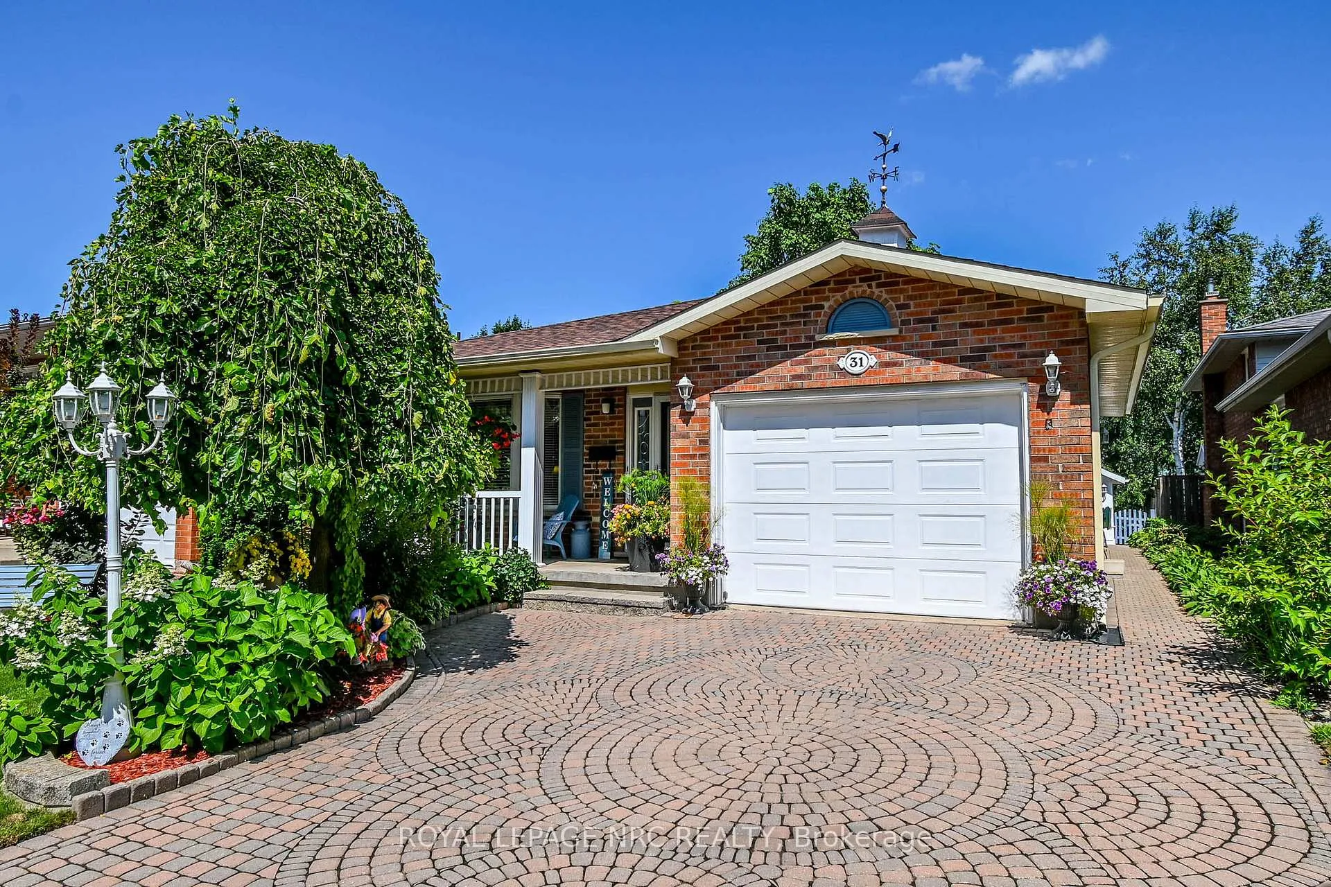 Photo 2 of 31 Rollins Drive, Welland, N. Welland — HOMEH