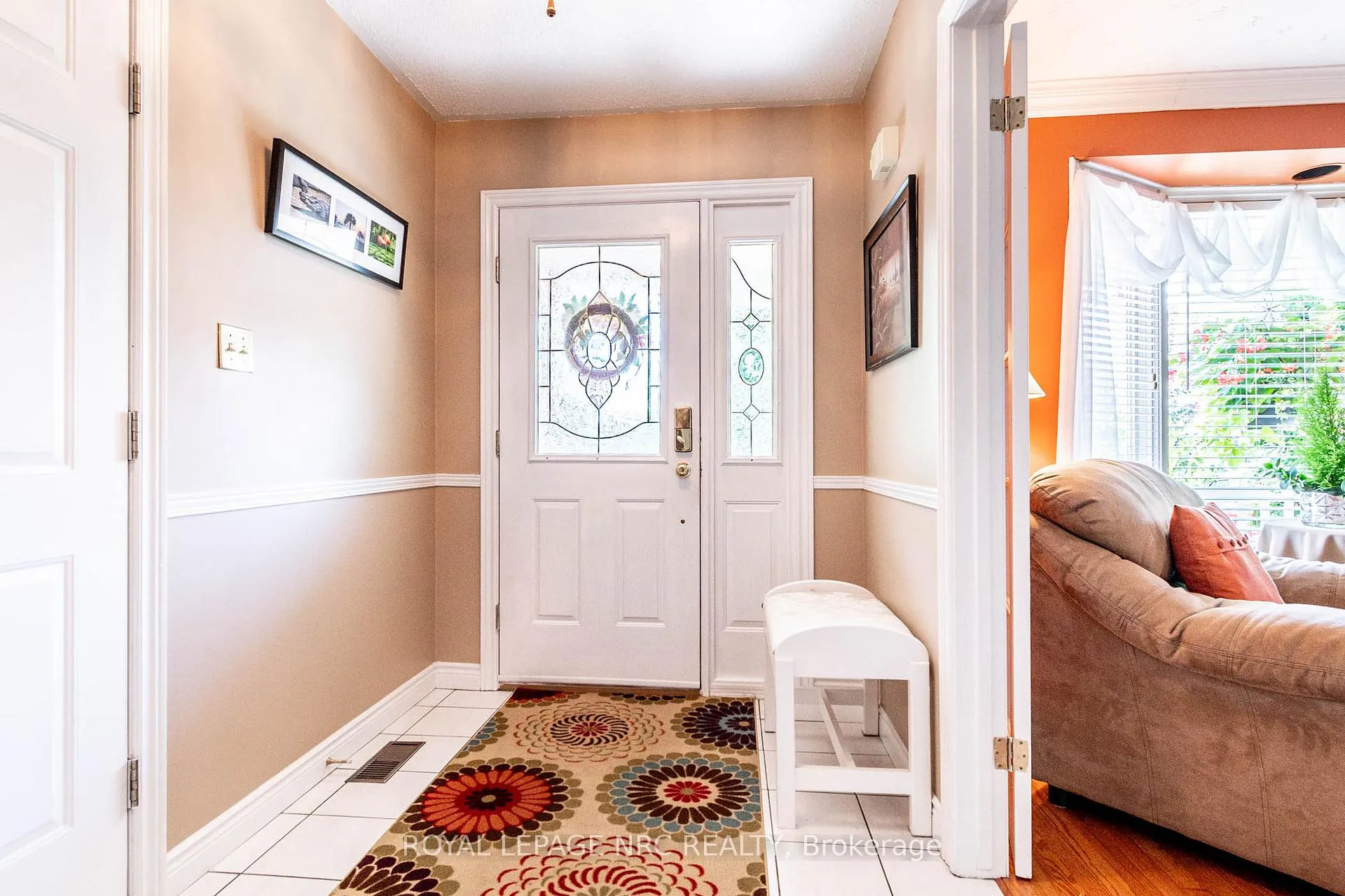 Photo 12 of 31 Rollins Drive, Welland, N. Welland — HOMEH