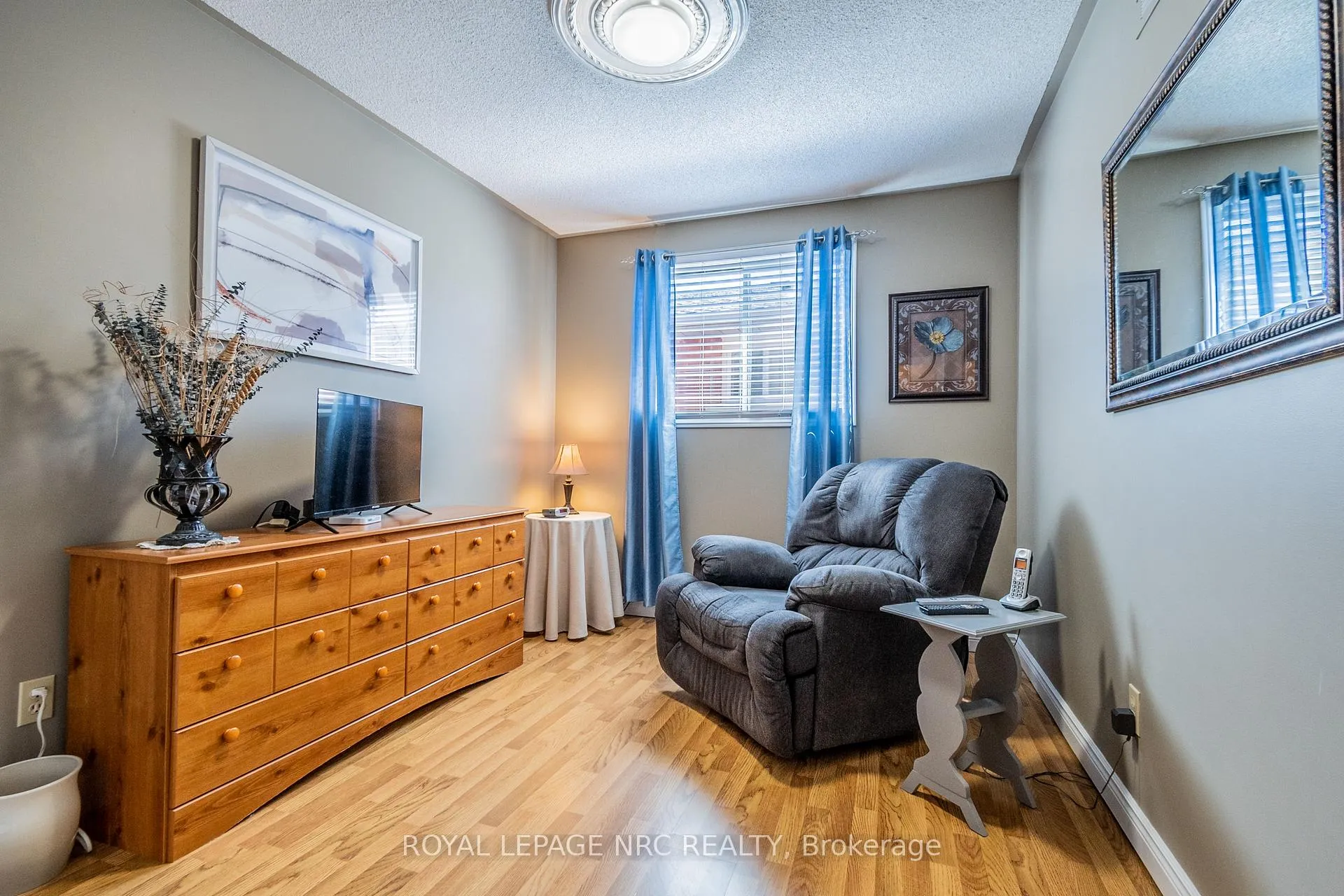 Photo 26 of 31 Rollins Drive, Welland, N. Welland — HOMEH