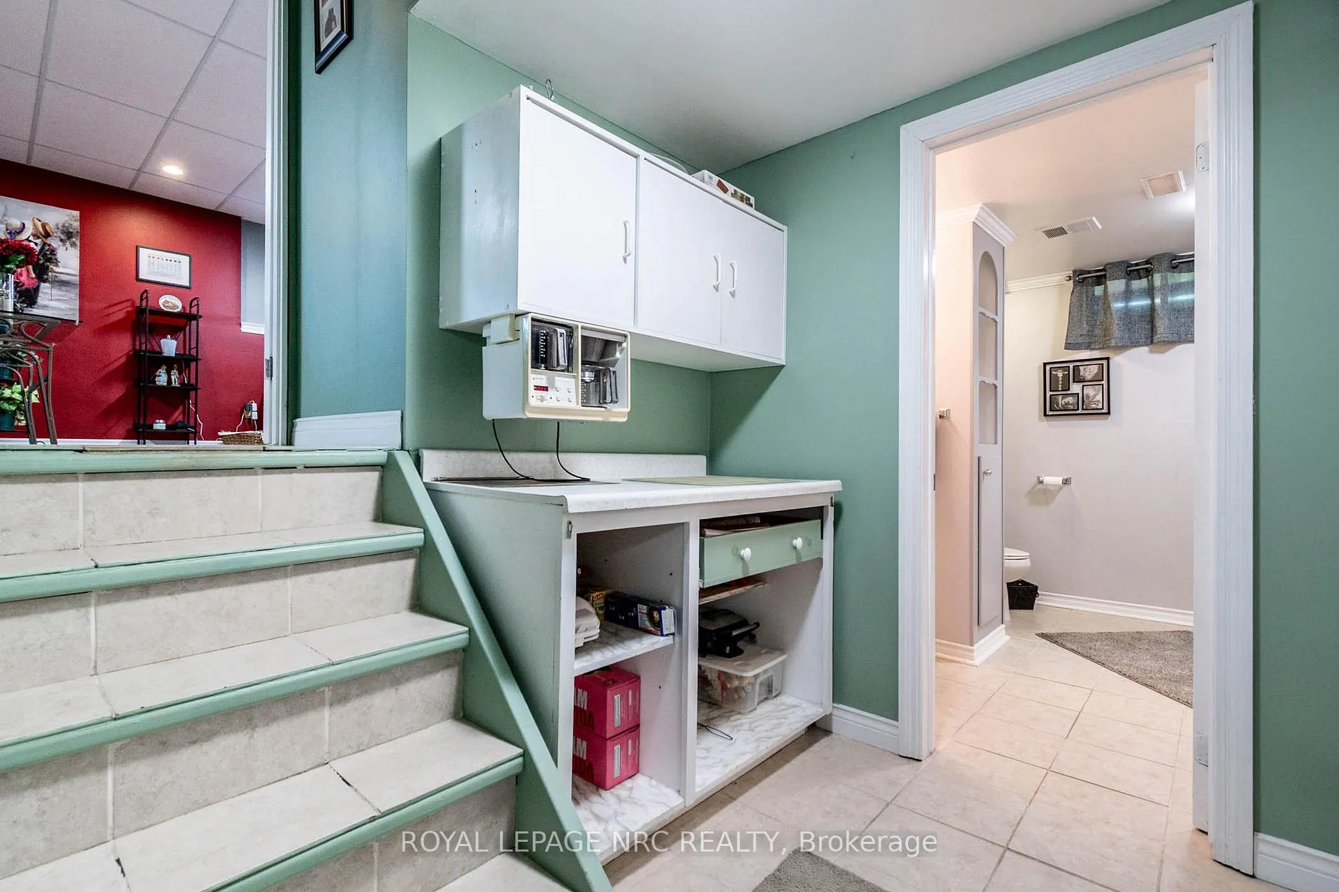 Photo 33 of 31 Rollins Drive, Welland, N. Welland — HOMEH