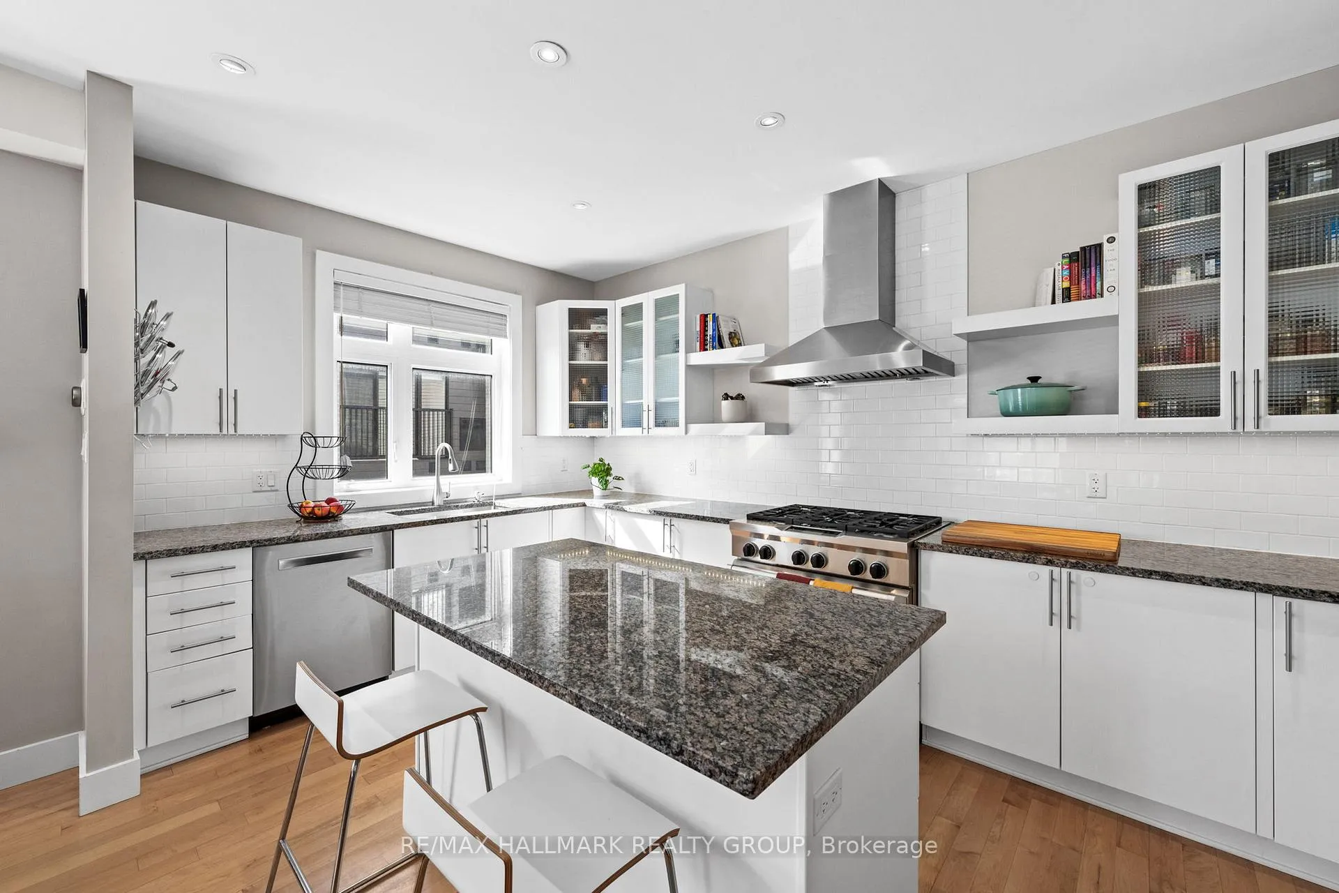 Photo 8 of 175 Armstrong Street, Ottawa, Hintonburg — HOMEH