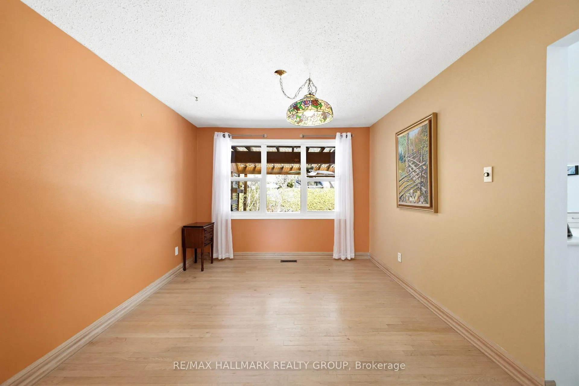 Photo 6 of 59 Ashgrove Crescent, Ottawa, Briargreen — HOMEH