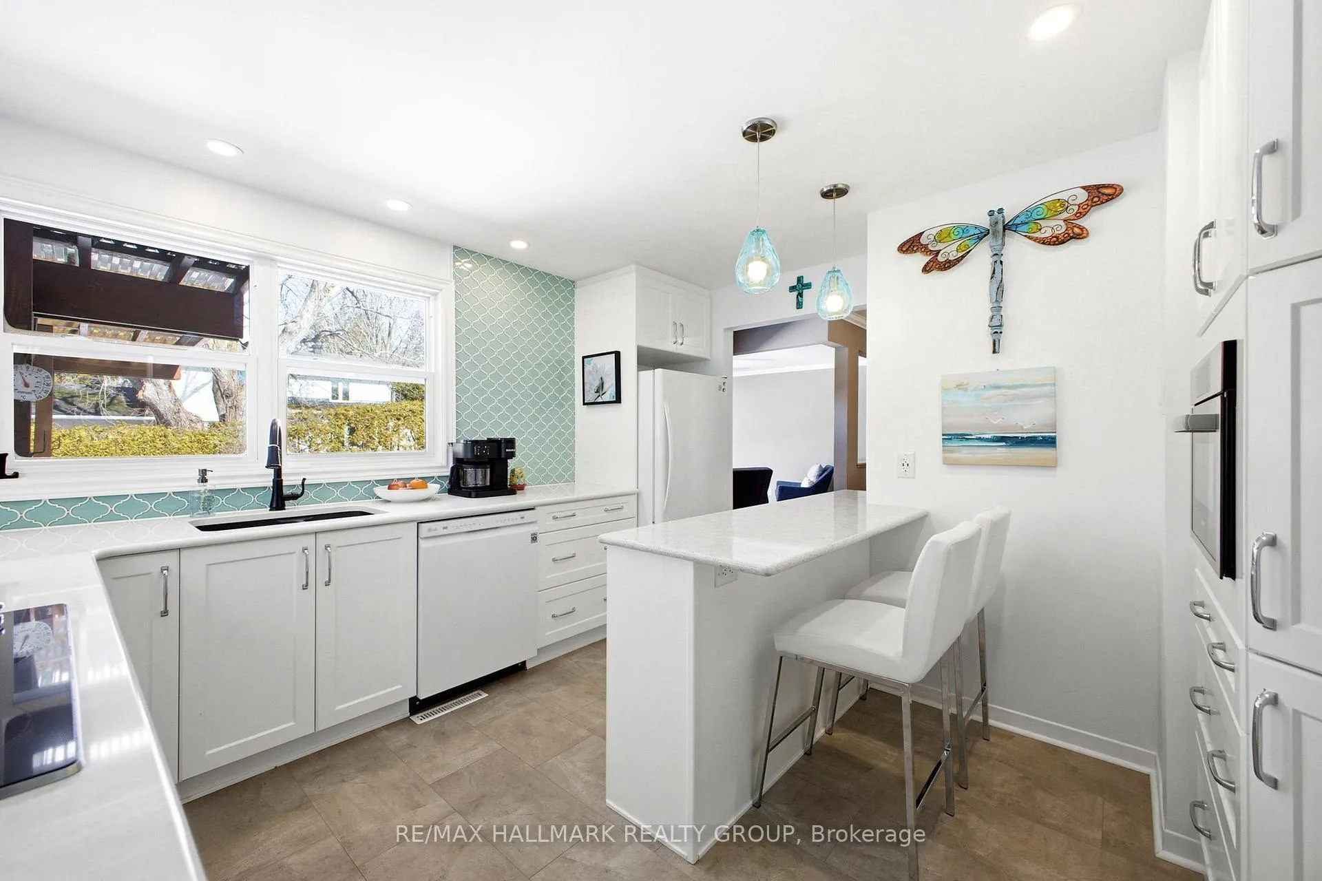 Photo 8 of 59 Ashgrove Crescent, Ottawa, Briargreen — HOMEH