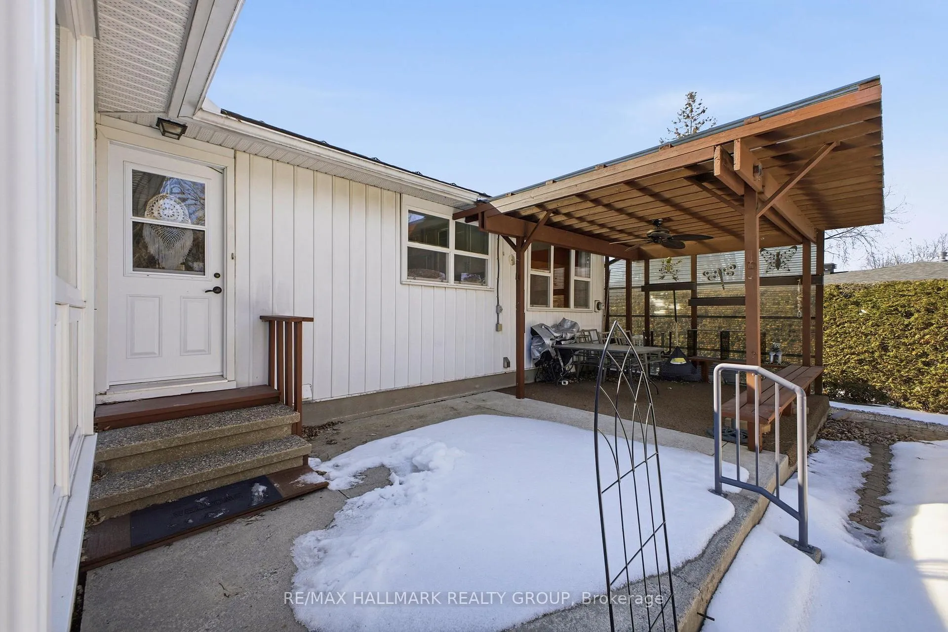 Photo 29 of 59 Ashgrove Crescent, Ottawa, Briargreen — HOMEH