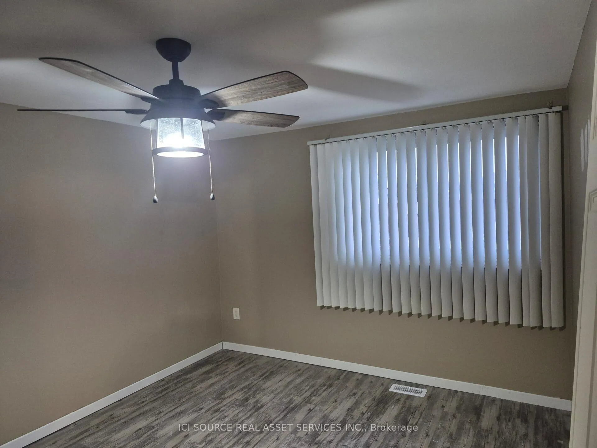 Photo 6 of Unit 17, 5523 Coronation Avenue, Windsor — HOMEH