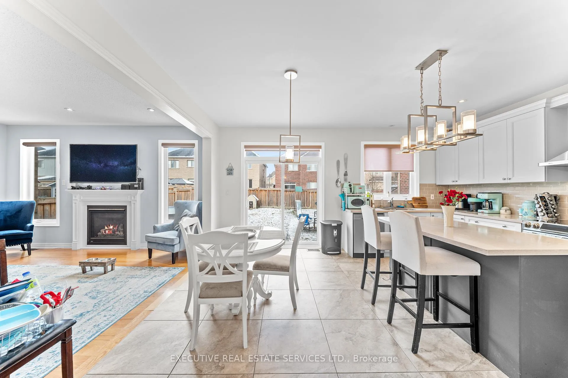 Photo 11 of 112 Turner Drive, New Tecumseth, Tottenham — HOMEH