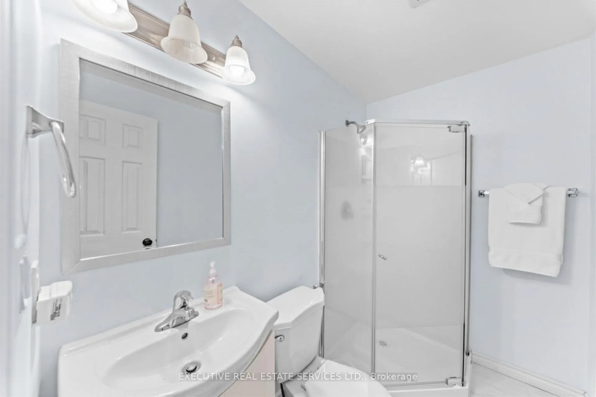Photo 32 of 112 Turner Drive, New Tecumseth, Tottenham — HOMEH