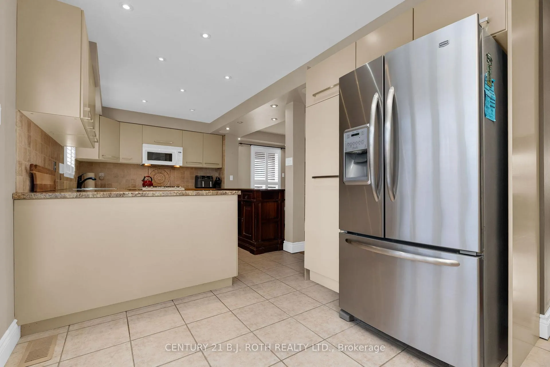 Photo 14 of 136 Loon Avenue, Barrie, Painswick South — HOMEH