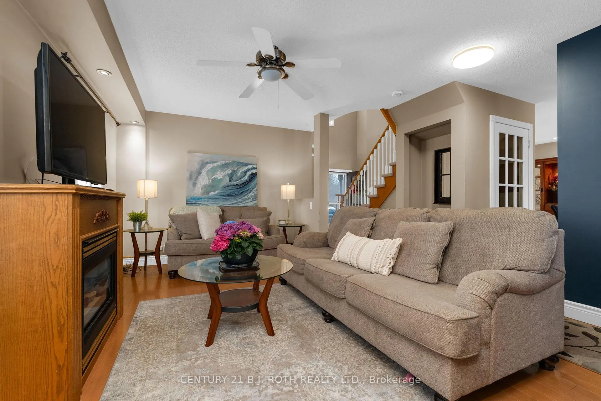 Photo 17 of 136 Loon Avenue, Barrie, Painswick South — HOMEH