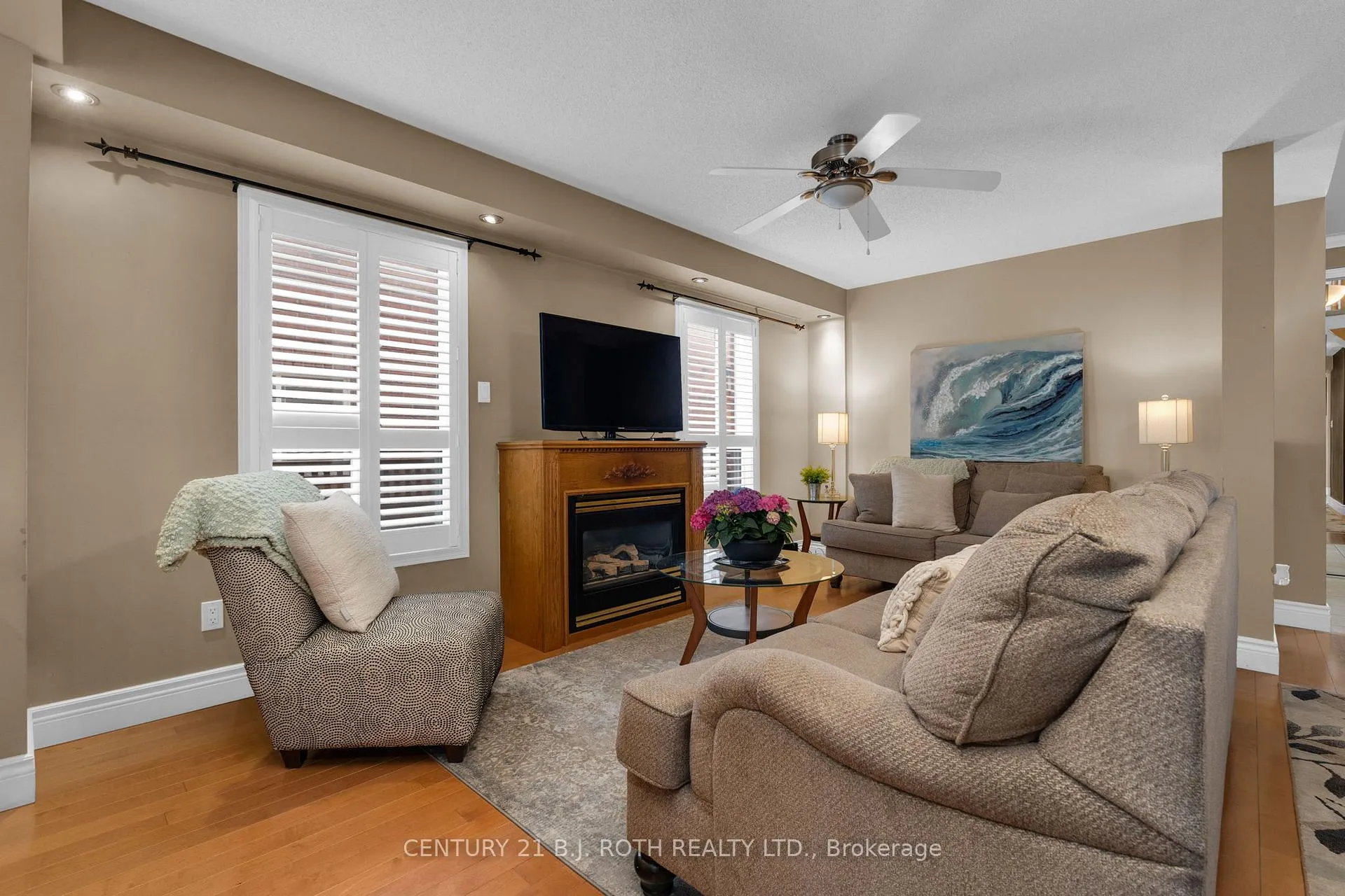 Photo 18 of 136 Loon Avenue, Barrie, Painswick South — HOMEH