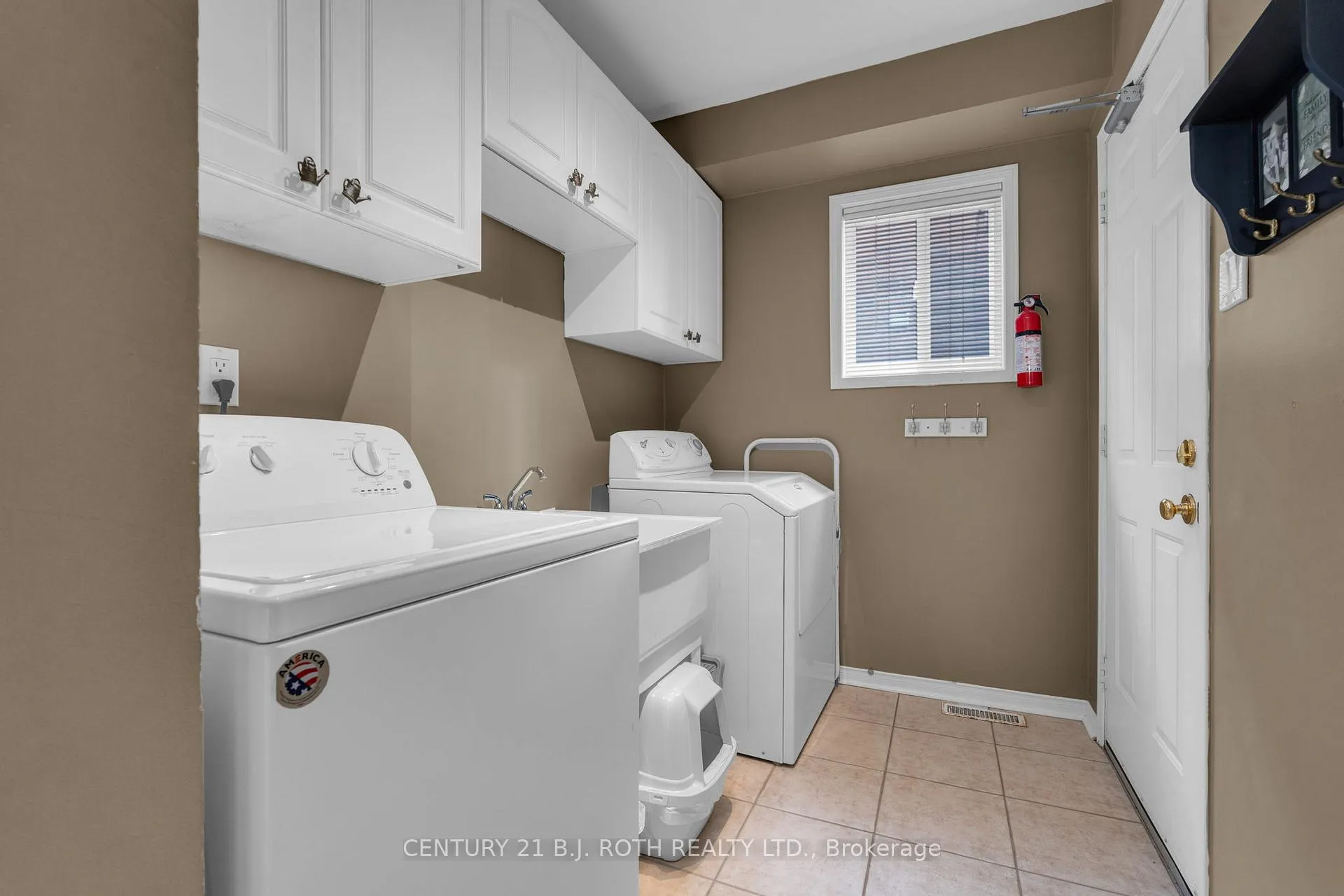 Photo 21 of 136 Loon Avenue, Barrie, Painswick South — HOMEH