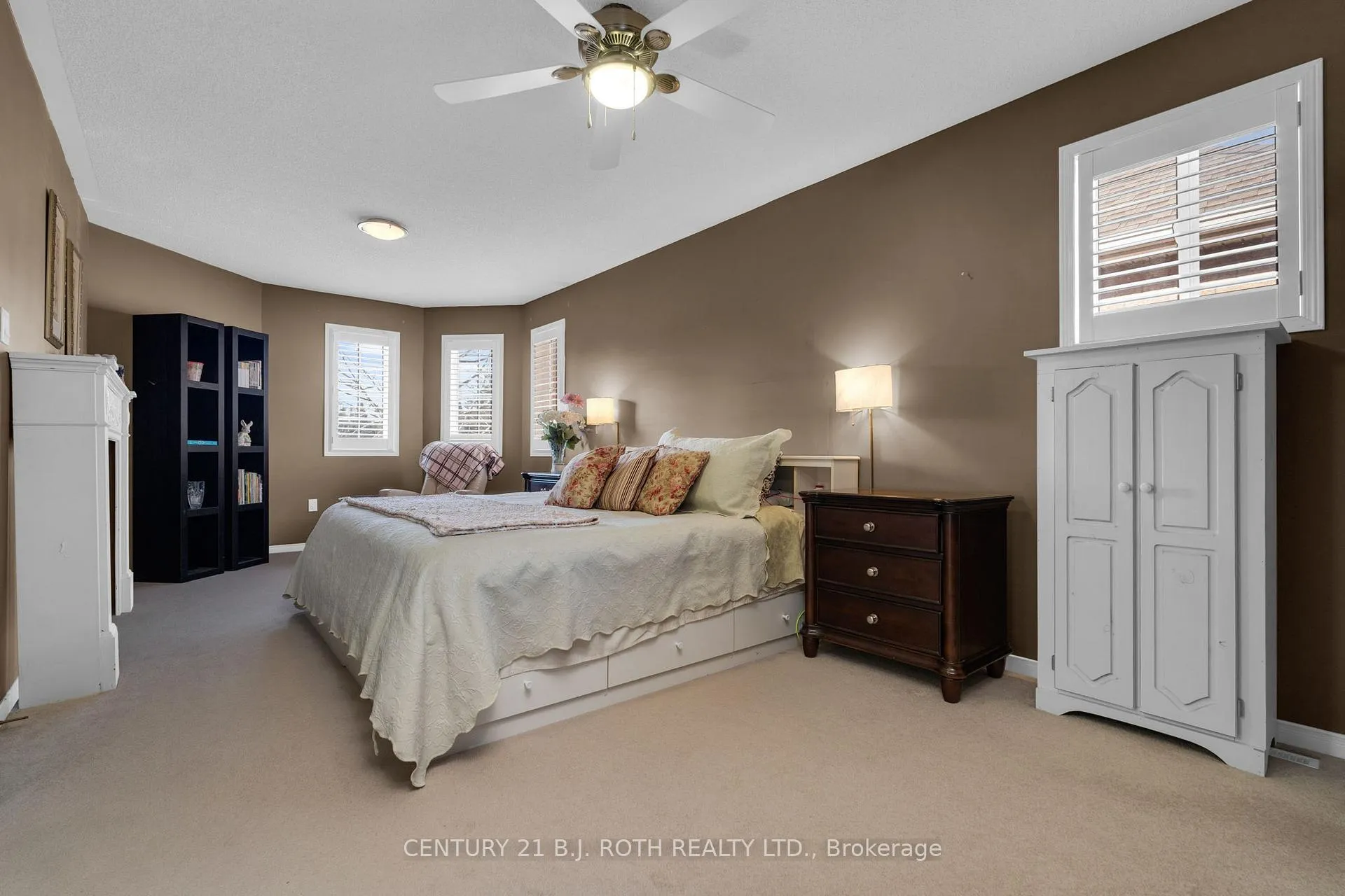 Photo 24 of 136 Loon Avenue, Barrie, Painswick South — HOMEH