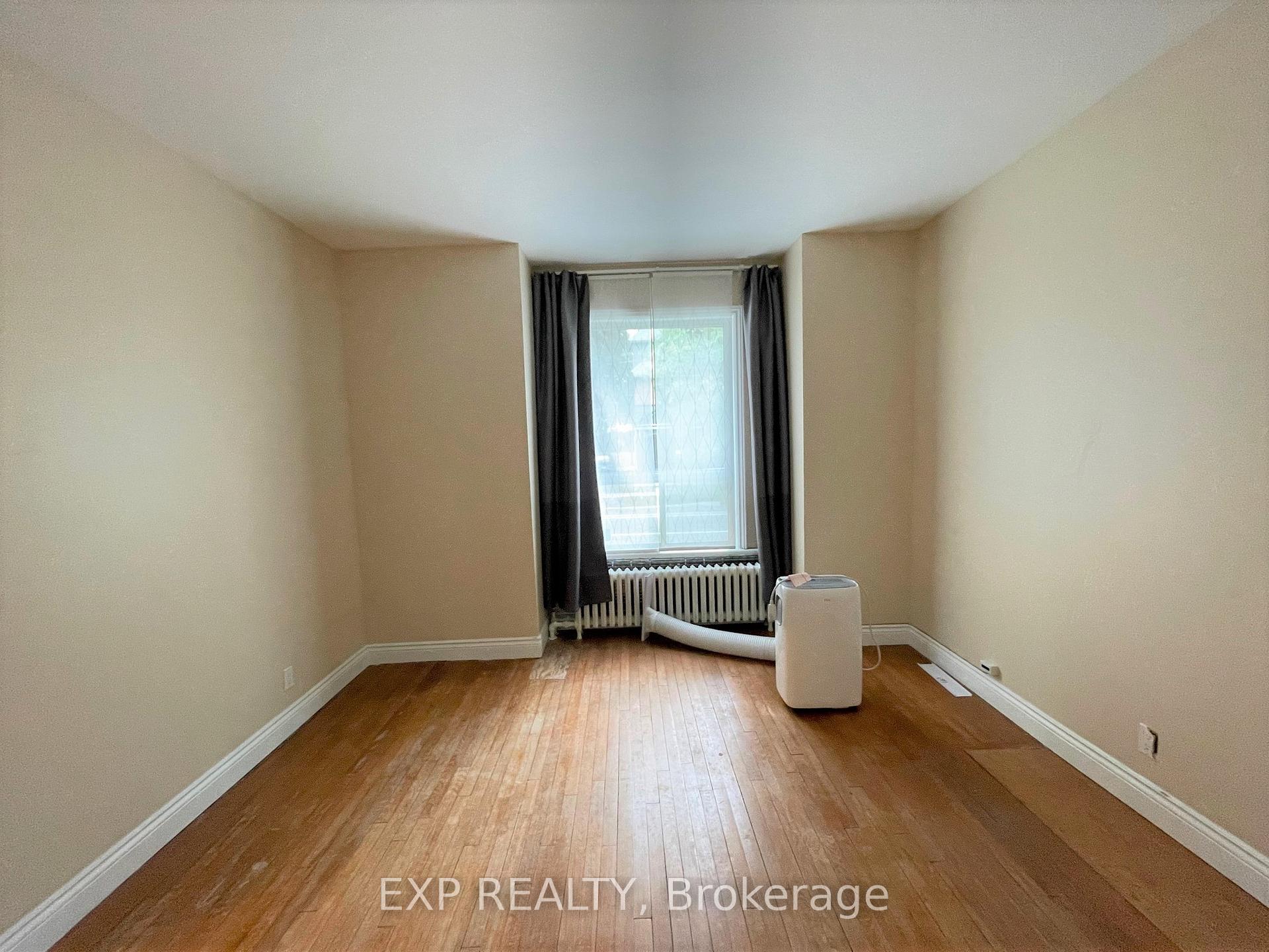 Photo 5 of 166 Stewart Street, Ottawa, Sandy Hill — HOMEH