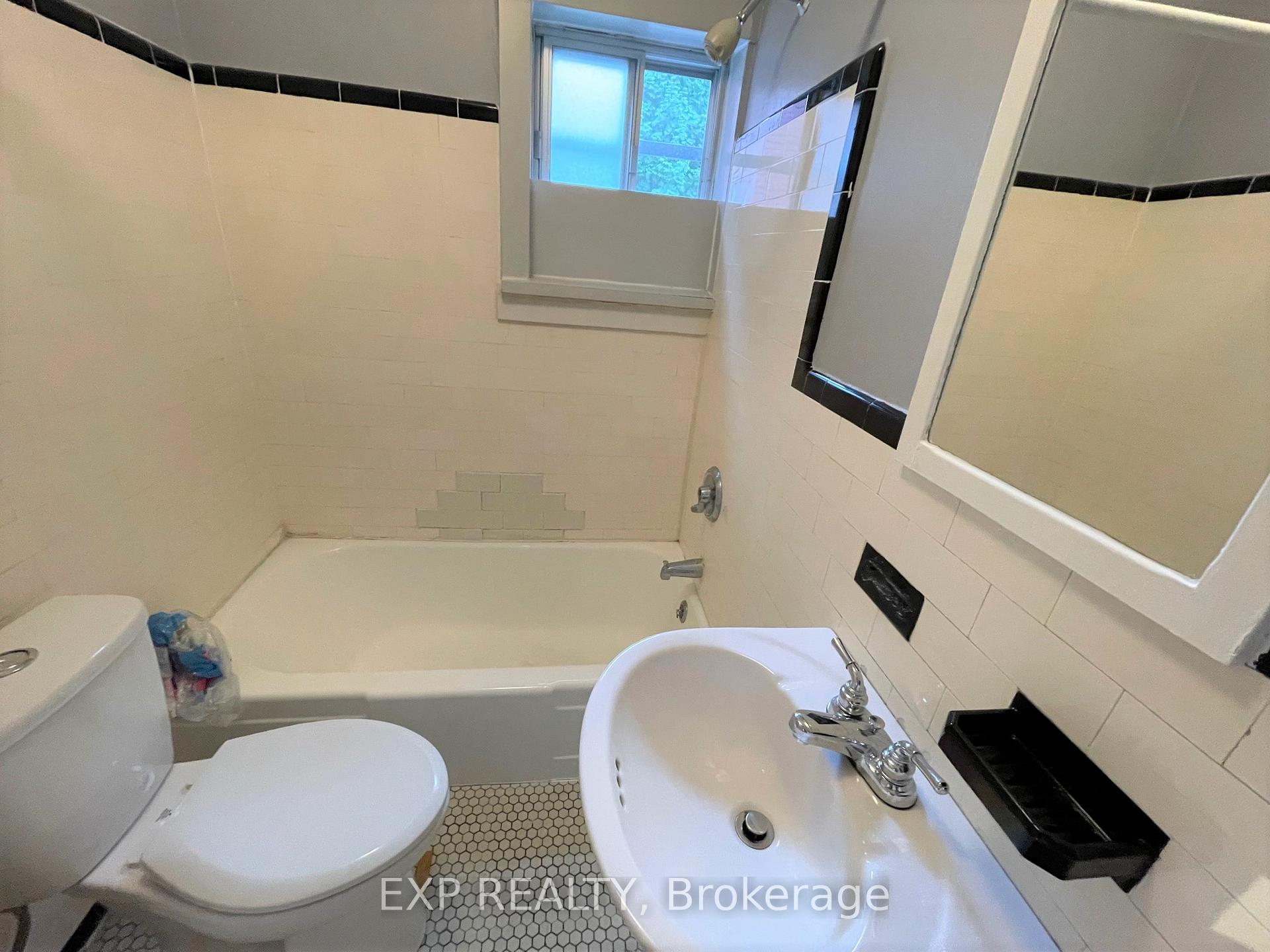 Photo 15 of 166 Stewart Street, Ottawa, Sandy Hill — HOMEH