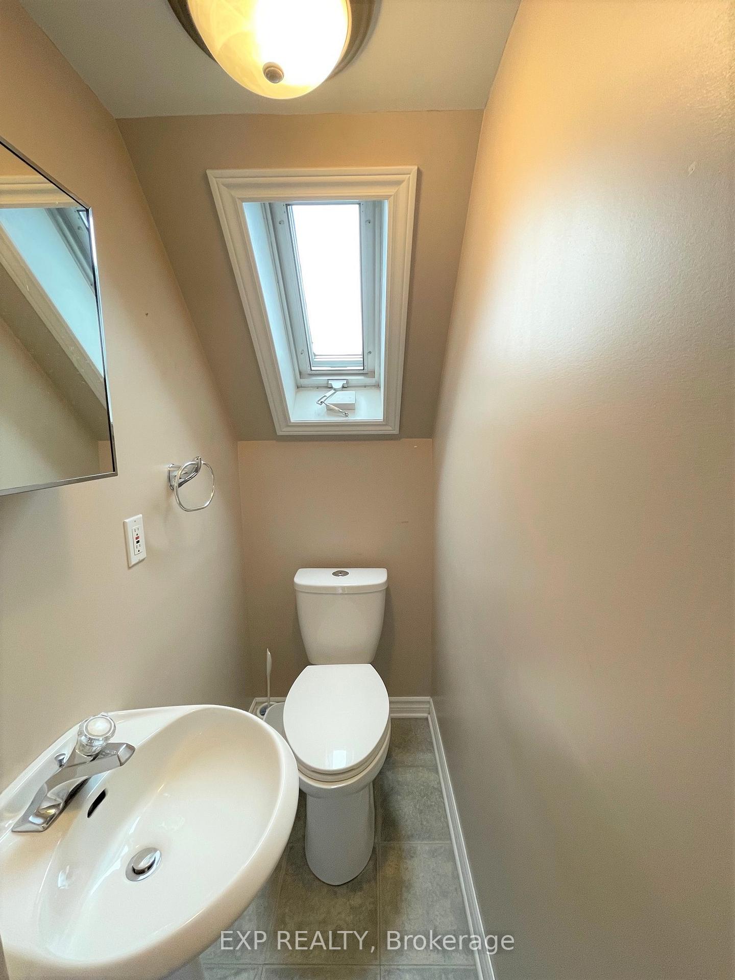Photo 33 of 166 Stewart Street, Ottawa, Sandy Hill — HOMEH
