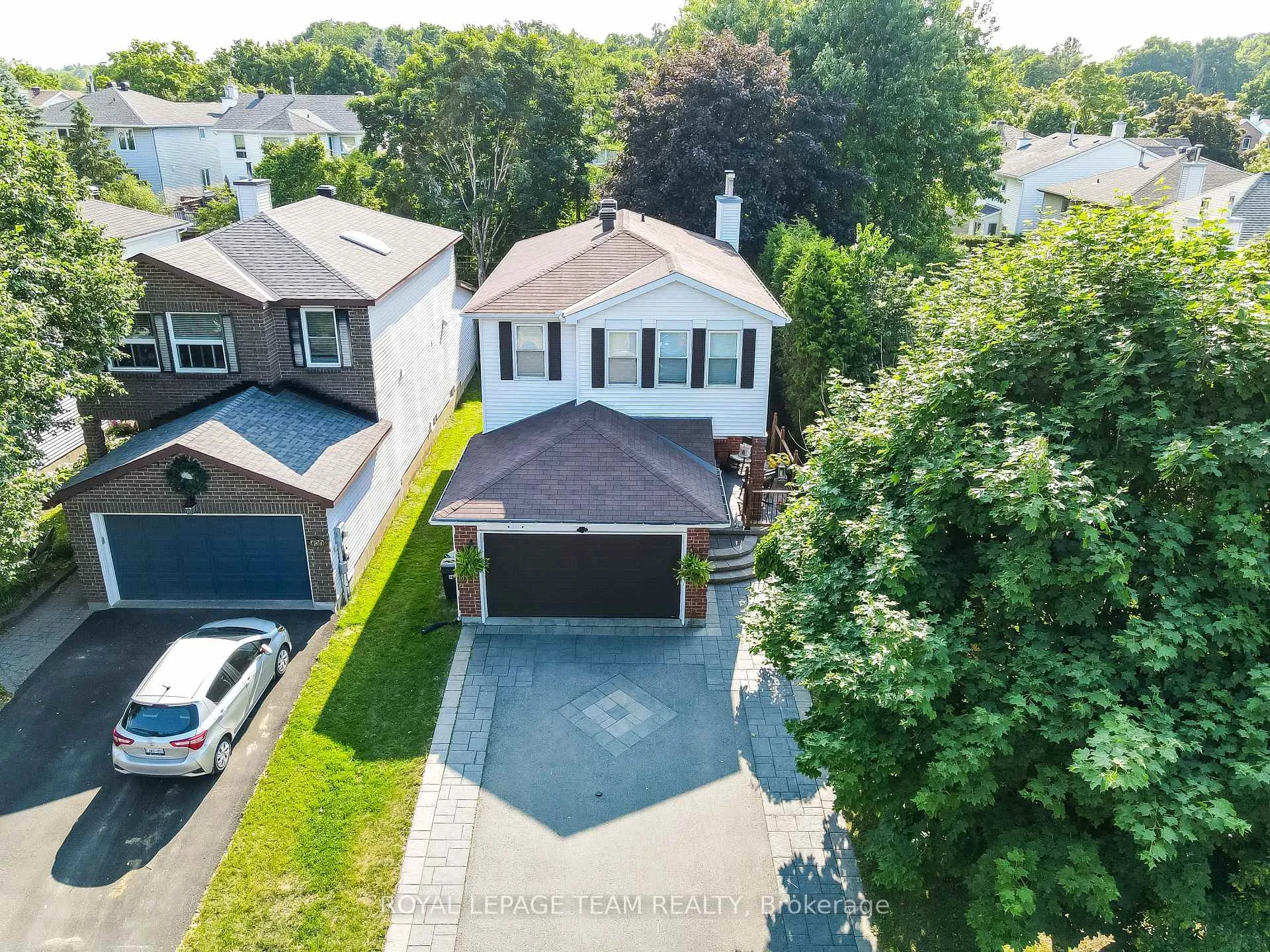 Photo 4 of 141 Acklam Terrace, Ottawa, Kanata - Morgan's Grant/South March — HOMEH