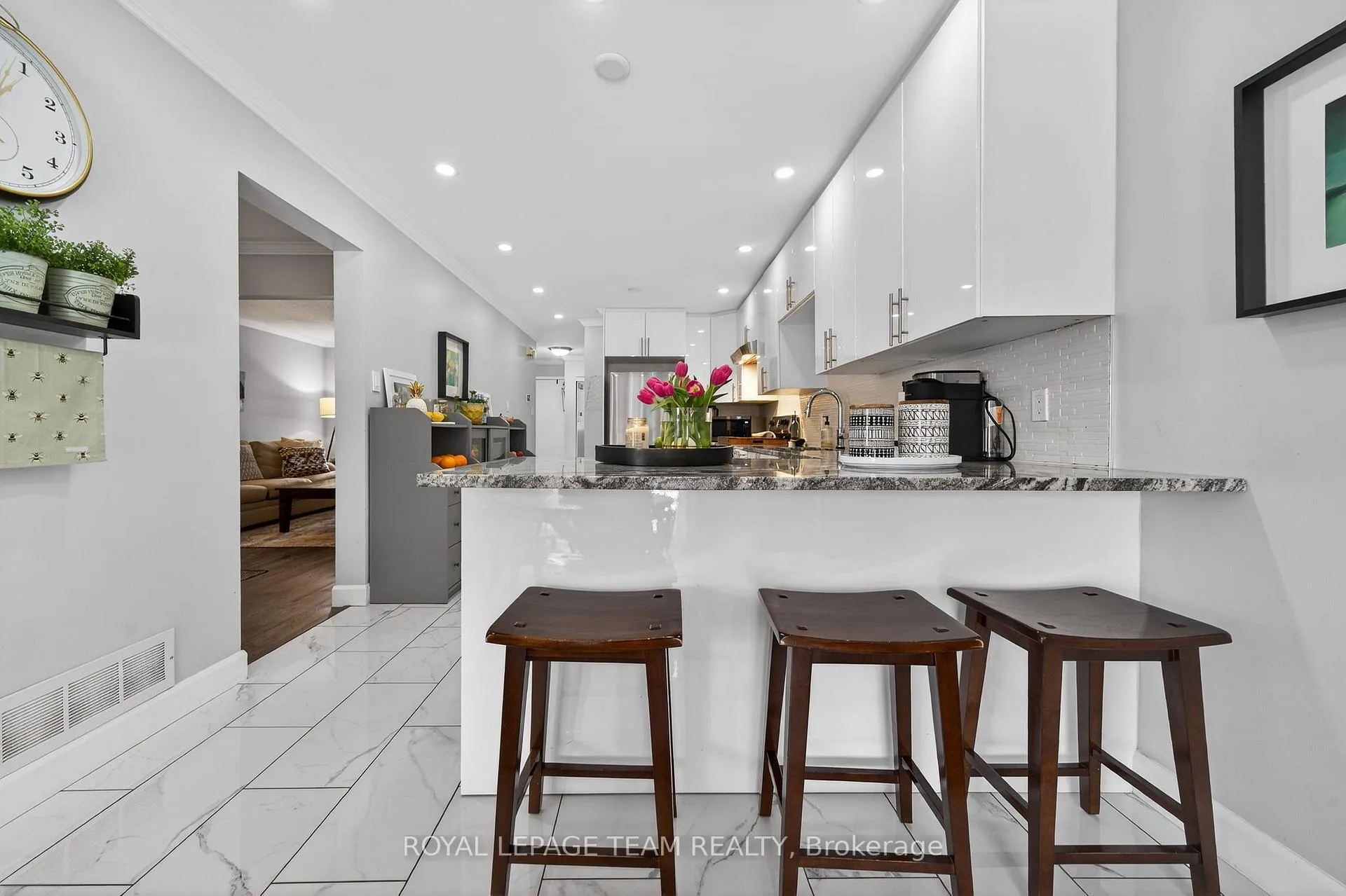 Photo 16 of 141 Acklam Terrace, Ottawa, Kanata - Morgan's Grant/South March — HOMEH
