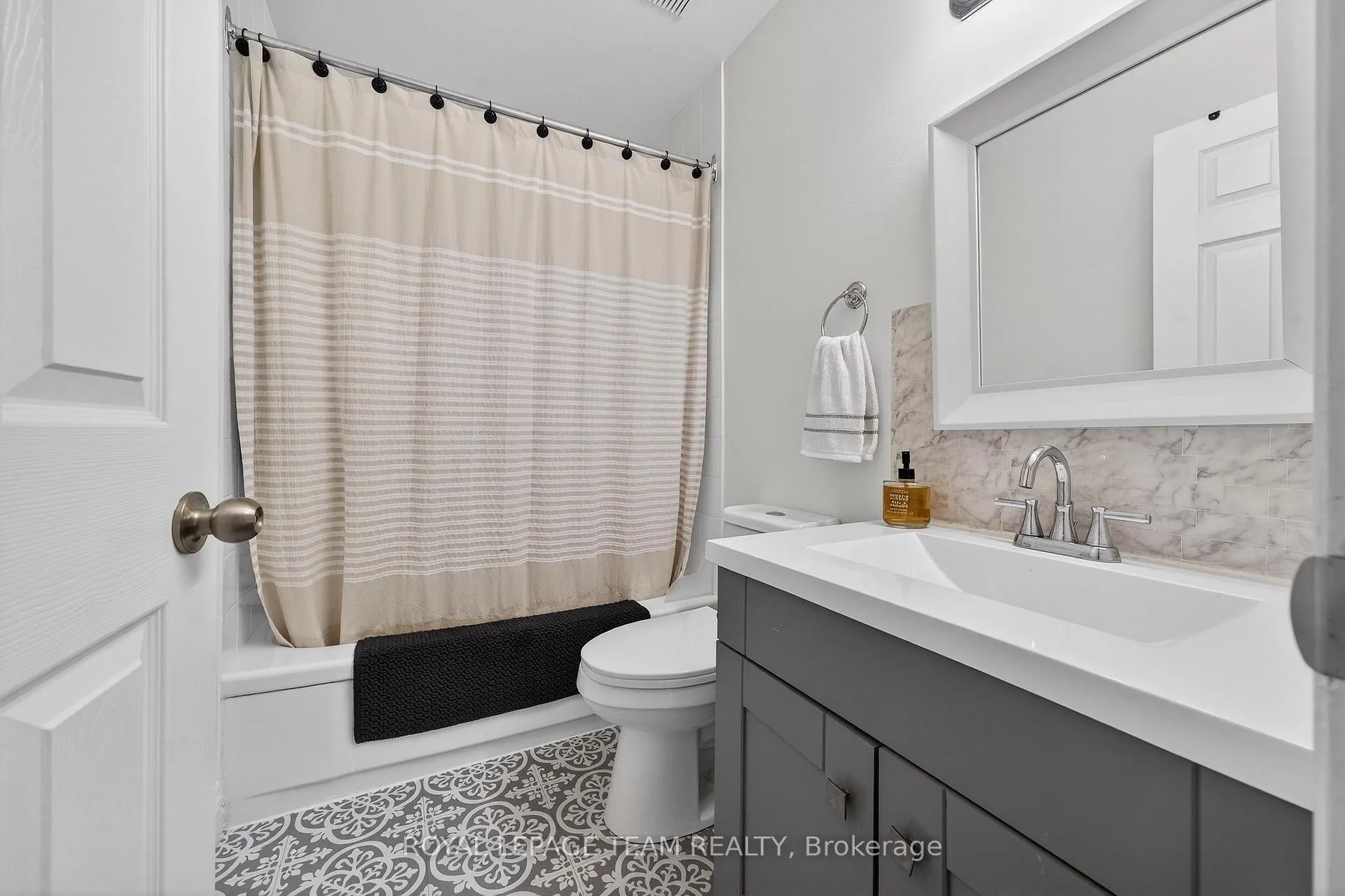 Photo 28 of 141 Acklam Terrace, Ottawa, Kanata - Morgan's Grant/South March — HOMEH