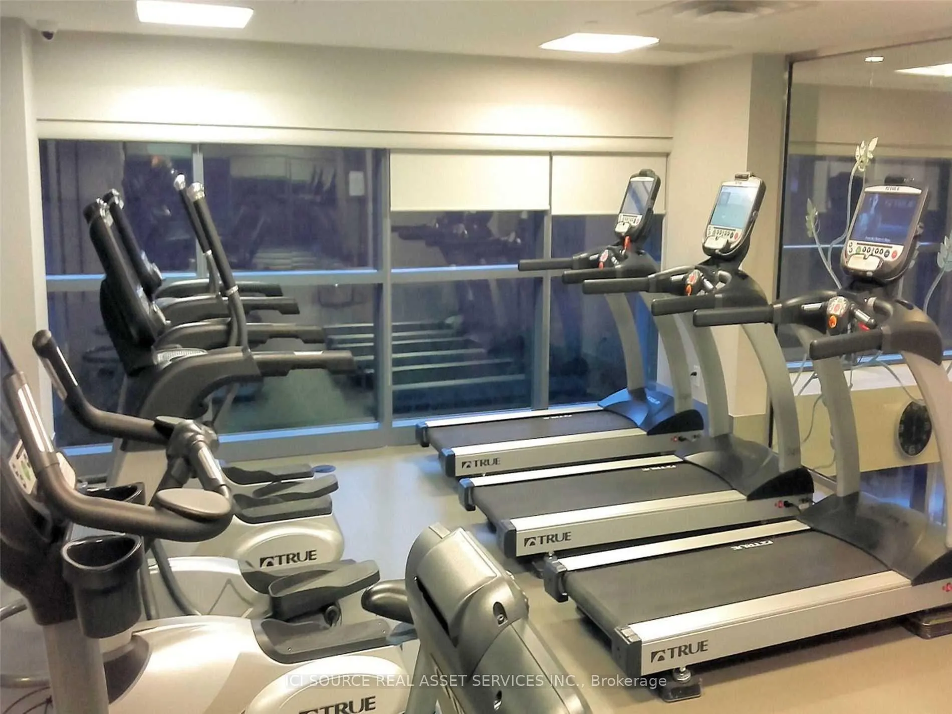 Photo 16 of Unit 421, 7608 Yonge Street, Vaughan, Crestwood-Springfarm-Yorkhill — HOMEH