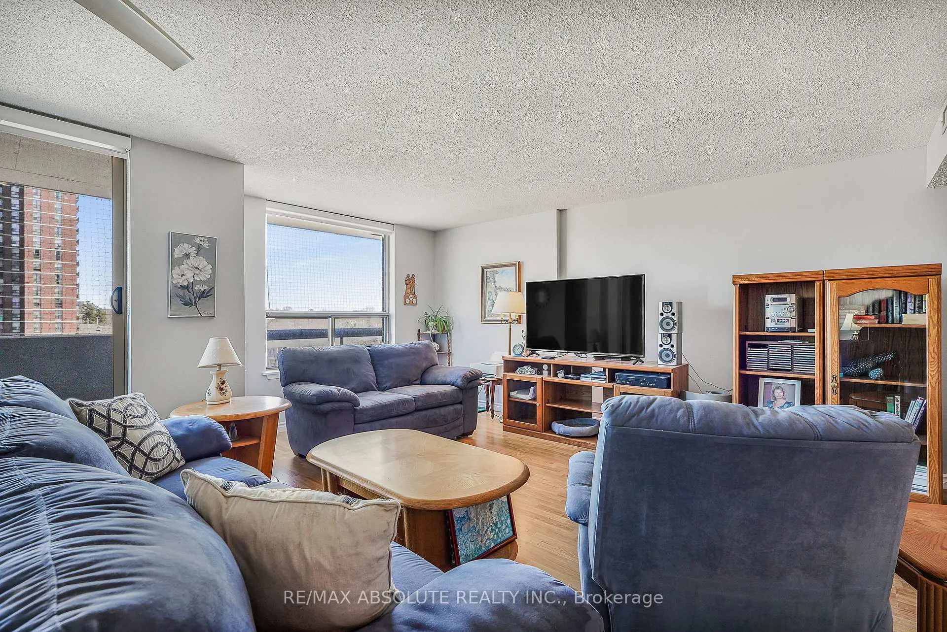 Photo 16 of Unit 607, 200 Lafontaine Avenue, Ottawa, Vanier — HOMEH