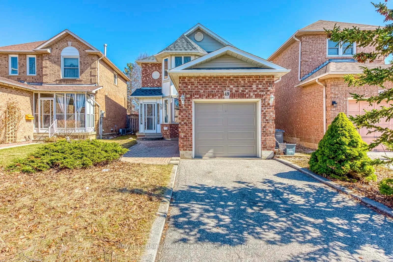 Photo 2 of 49 Letty Avenue, Brampton, Fletcher's West — HOMEH