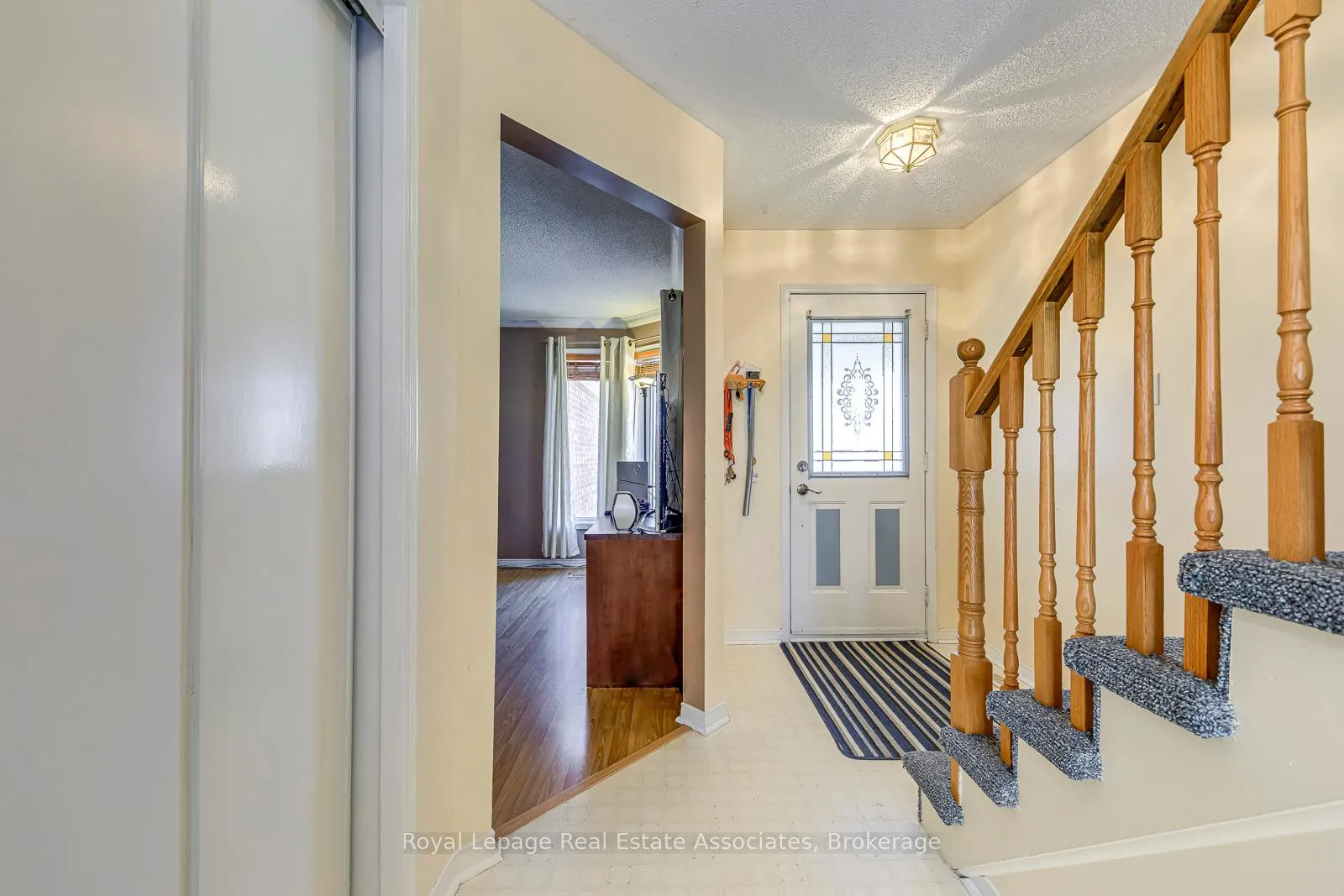 Photo 6 of 49 Letty Avenue, Brampton, Fletcher's West — HOMEH