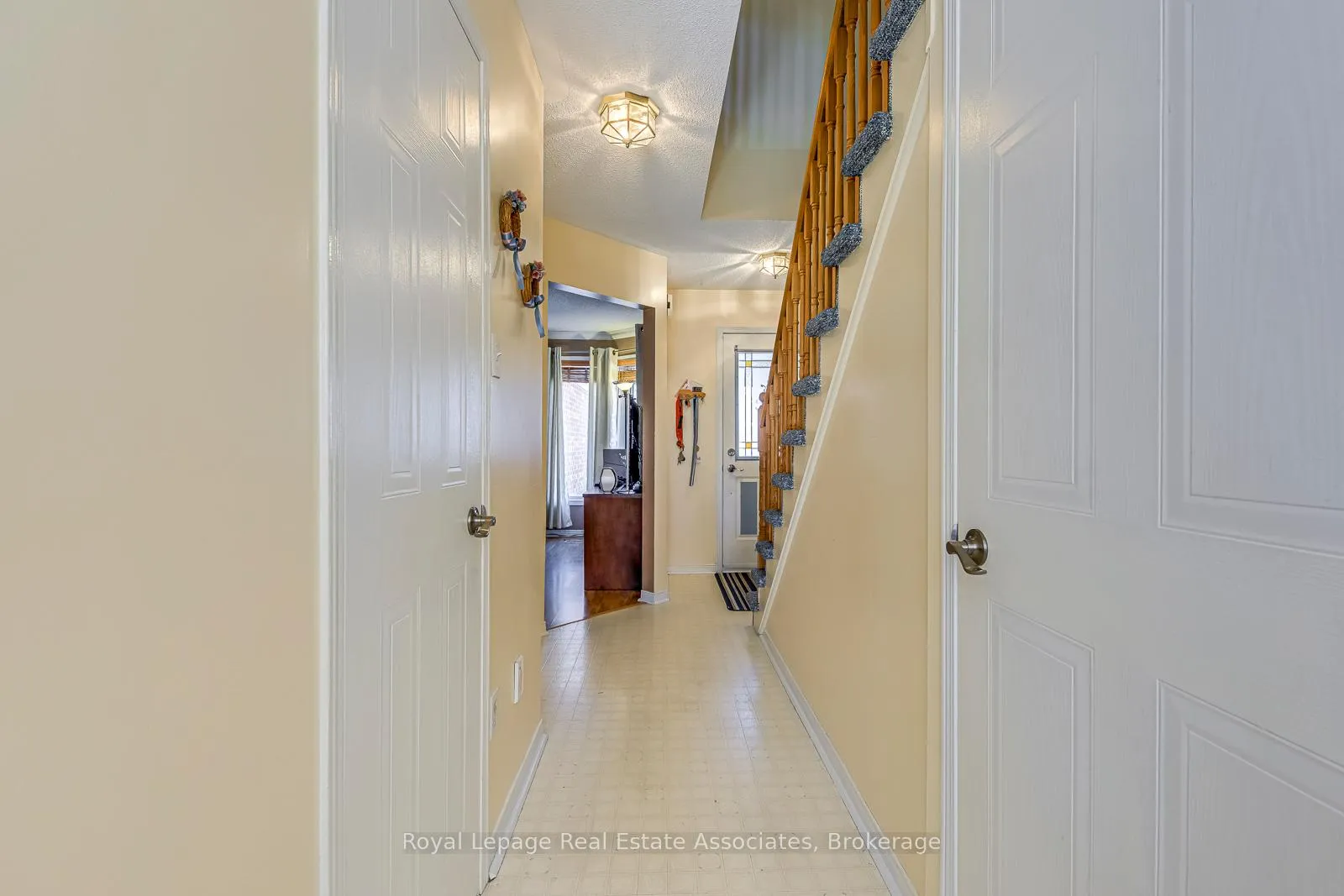Photo 7 of 49 Letty Avenue, Brampton, Fletcher's West — HOMEH