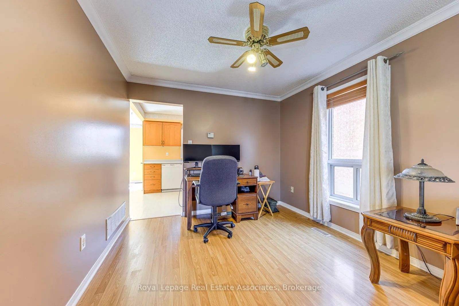 Photo 11 of 49 Letty Avenue, Brampton, Fletcher's West — HOMEH