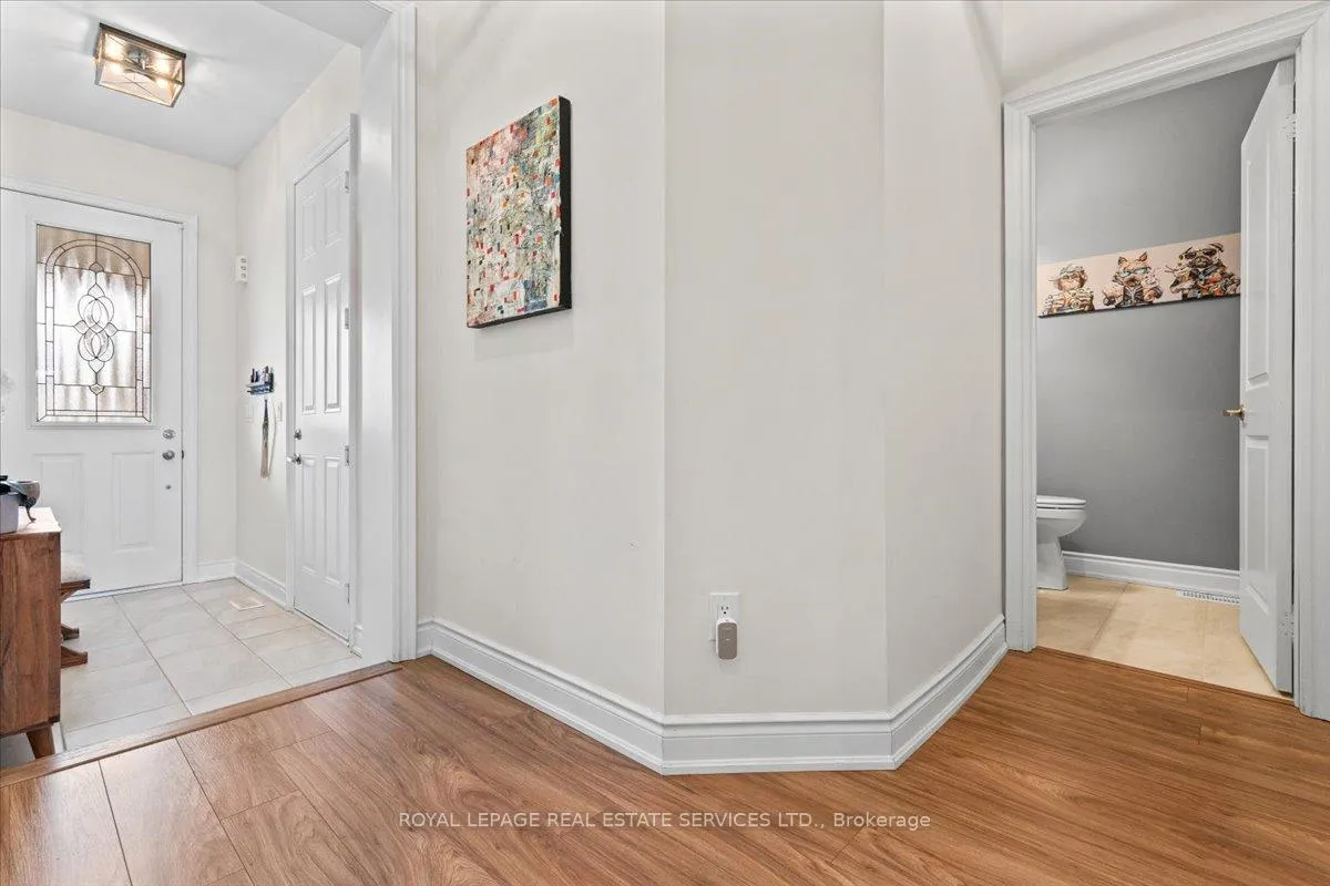 Photo 5 of 24 Gilroy Court, New Tecumseth, Alliston — HOMEH