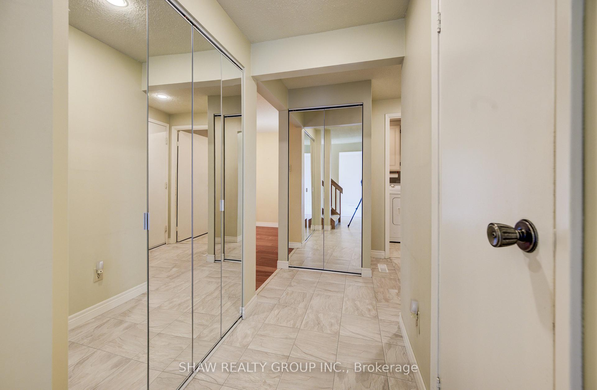 Photo 6 of 14 Broadview Court, Kitchener — HOMEH