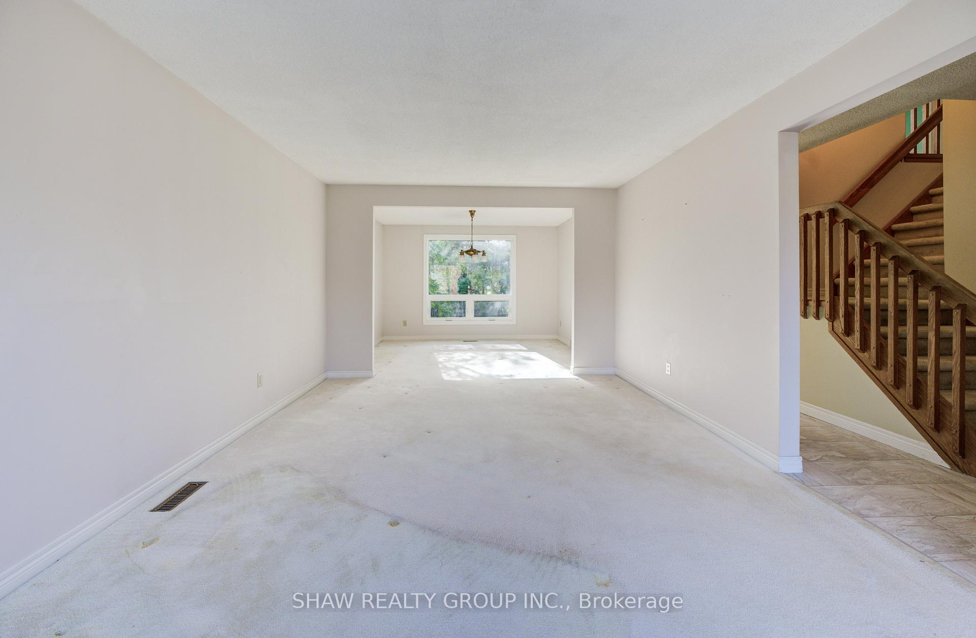 Photo 9 of 14 Broadview Court, Kitchener — HOMEH