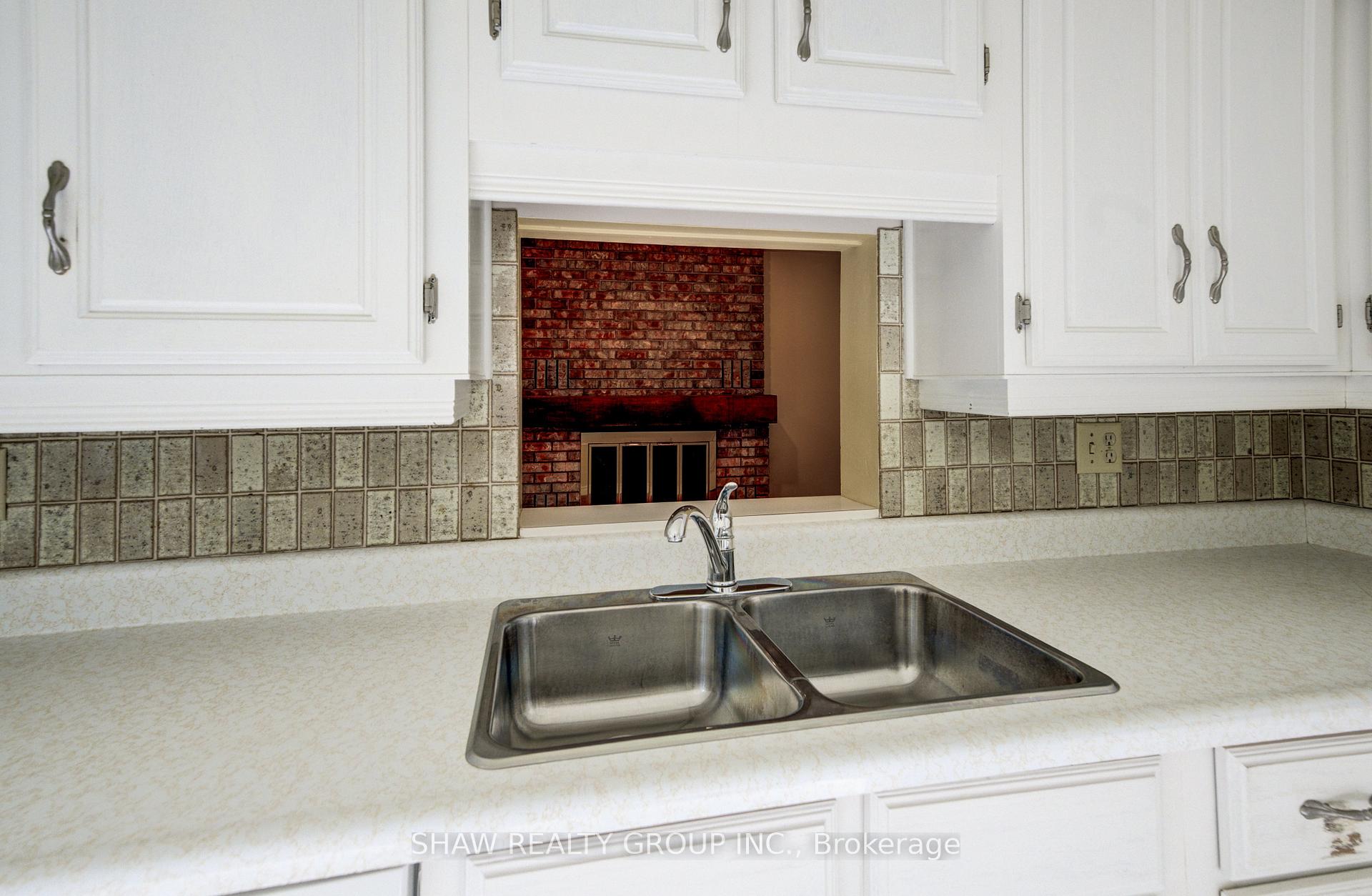 Photo 17 of 14 Broadview Court, Kitchener — HOMEH