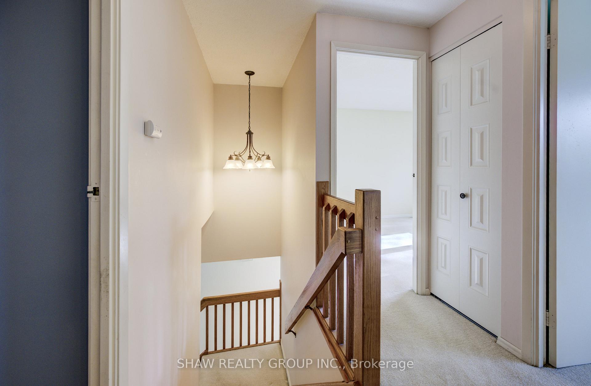 Photo 24 of 14 Broadview Court, Kitchener — HOMEH