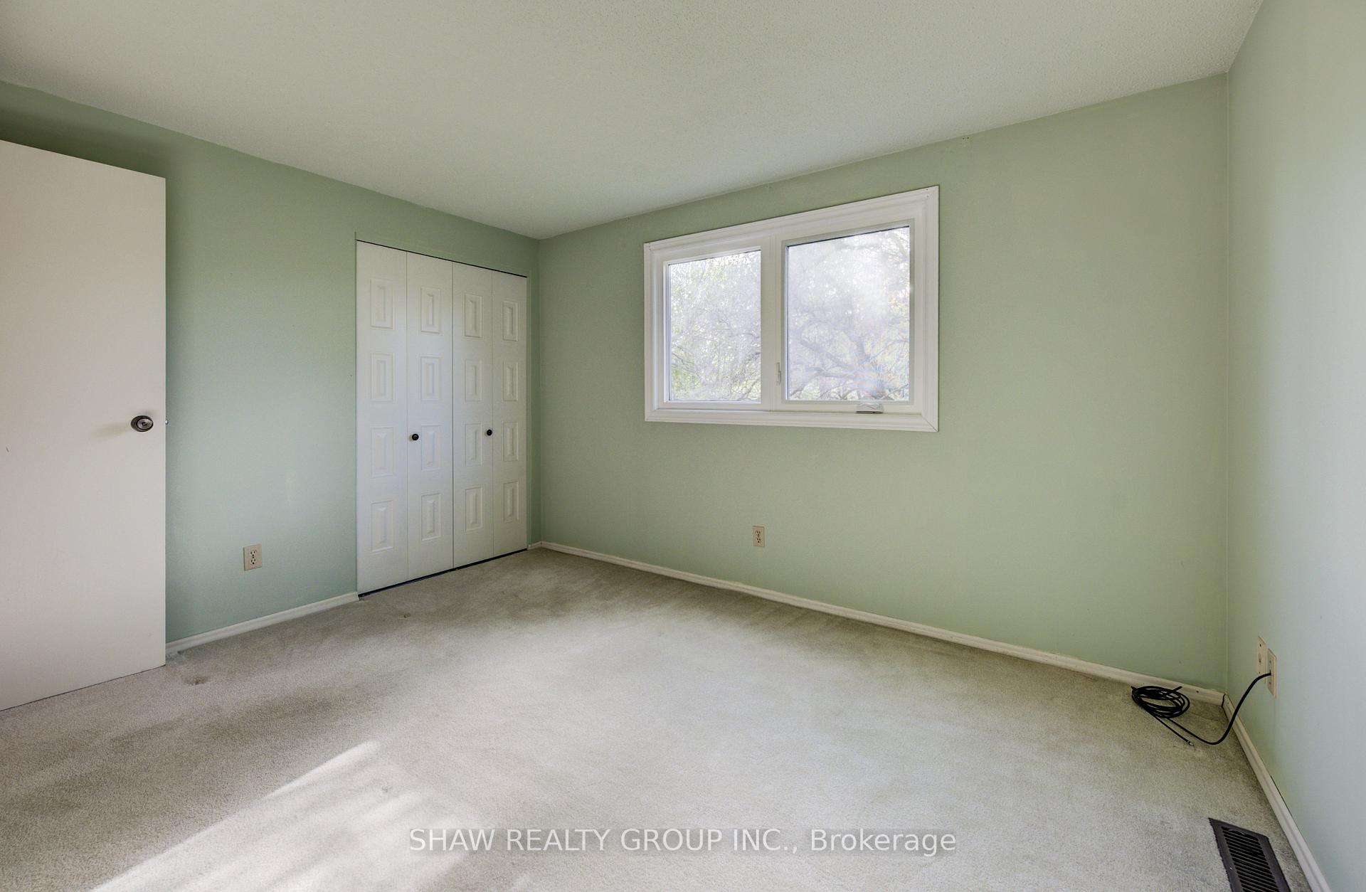 Photo 31 of 14 Broadview Court, Kitchener — HOMEH