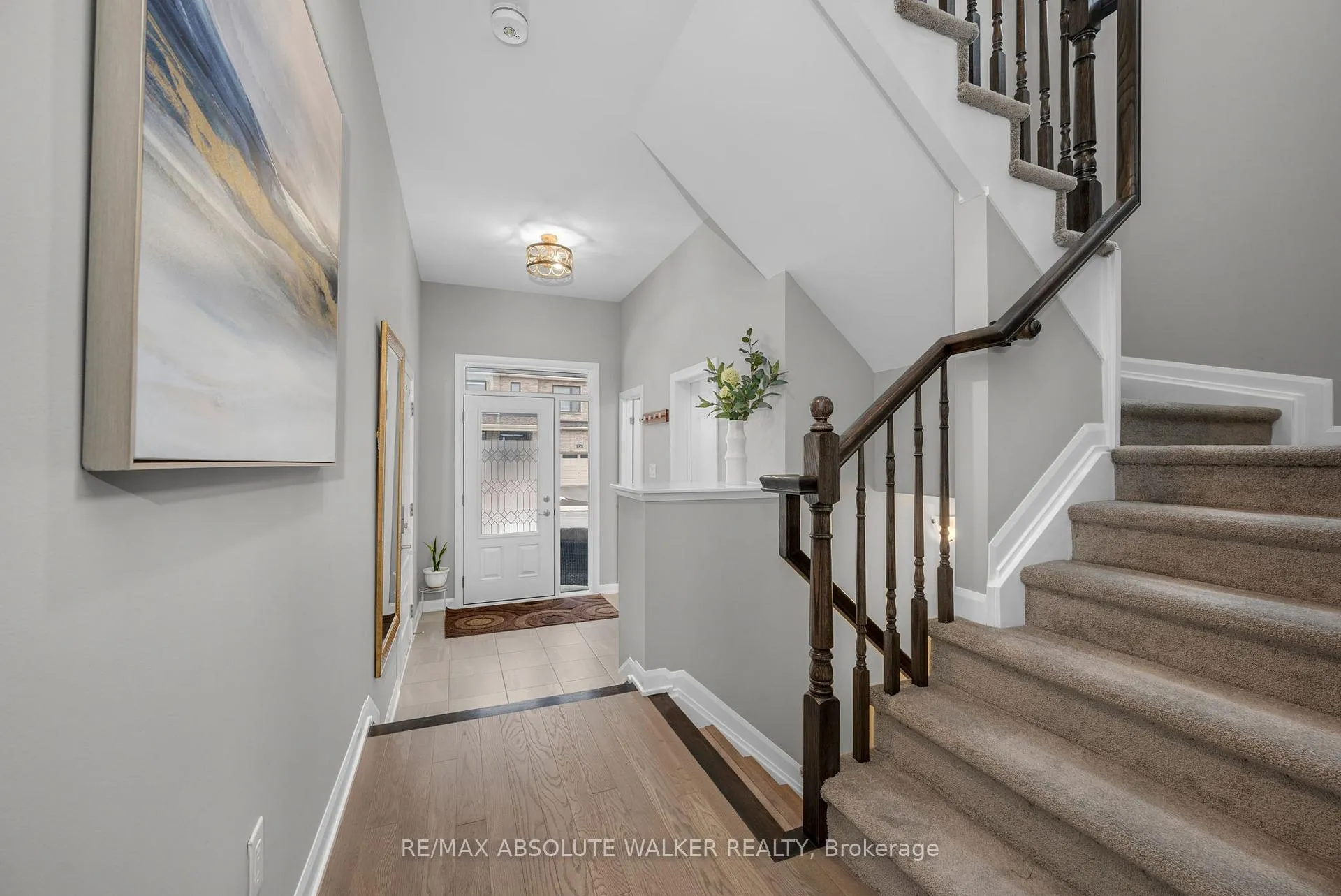 Photo 3 of 335 Cloyne Crescent, Ottawa, Barrhaven - Half Moon Bay — HOMEH